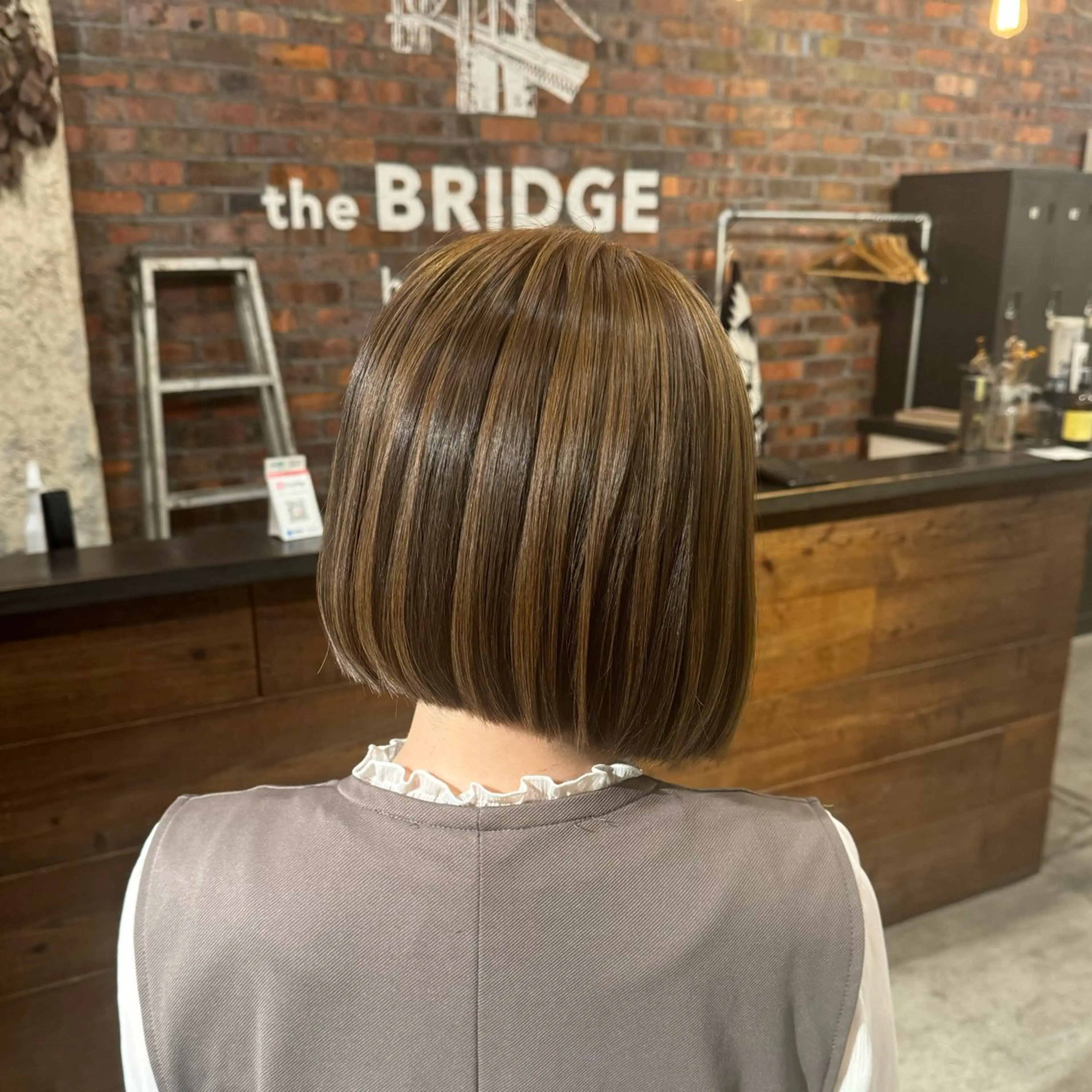 ミディアム カラー theBRIDGE/ 神谷ゆうなのヘアスタイル