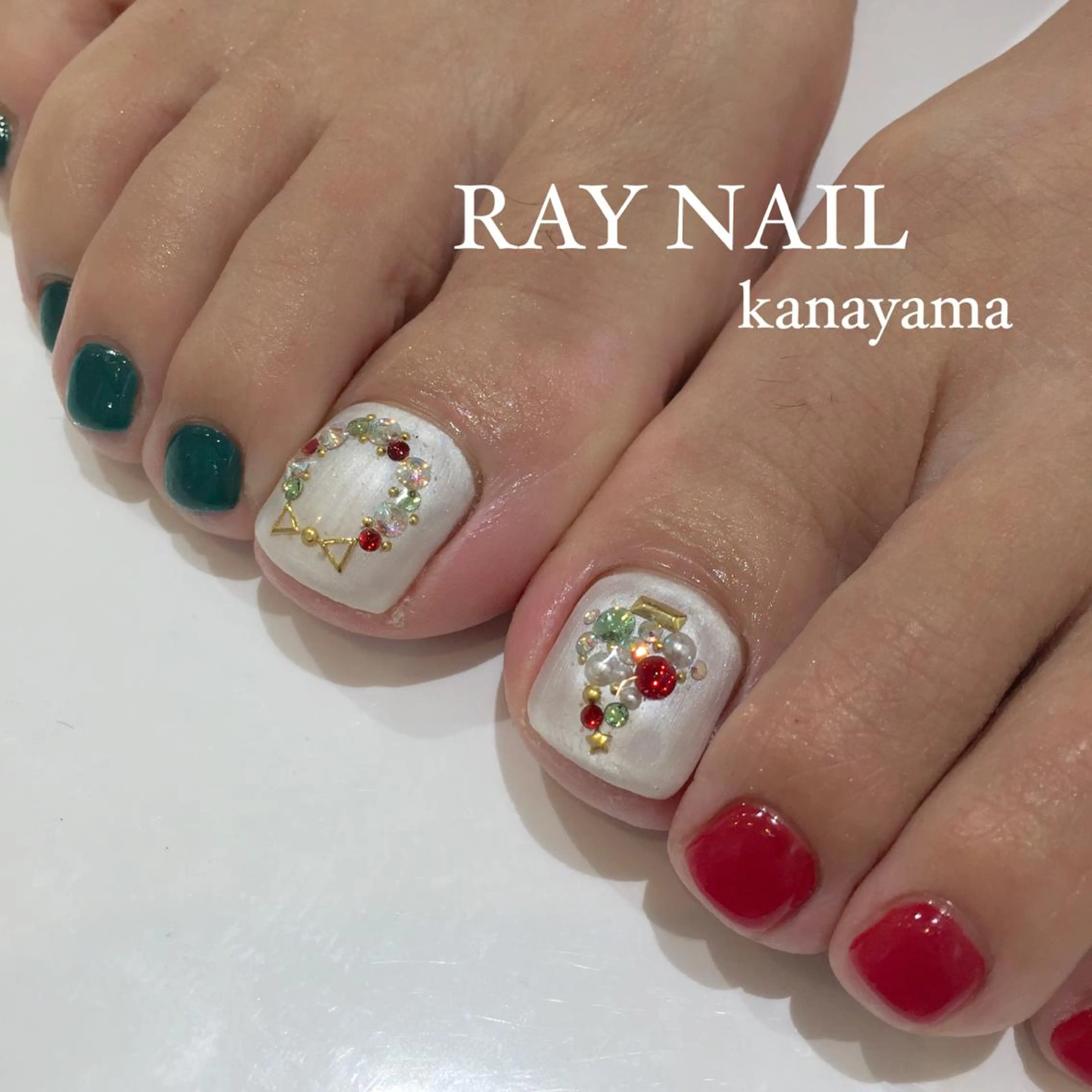 ネイル 冬ネイル クリスマス フットネイル Arowa 伊田のネイルデザイン