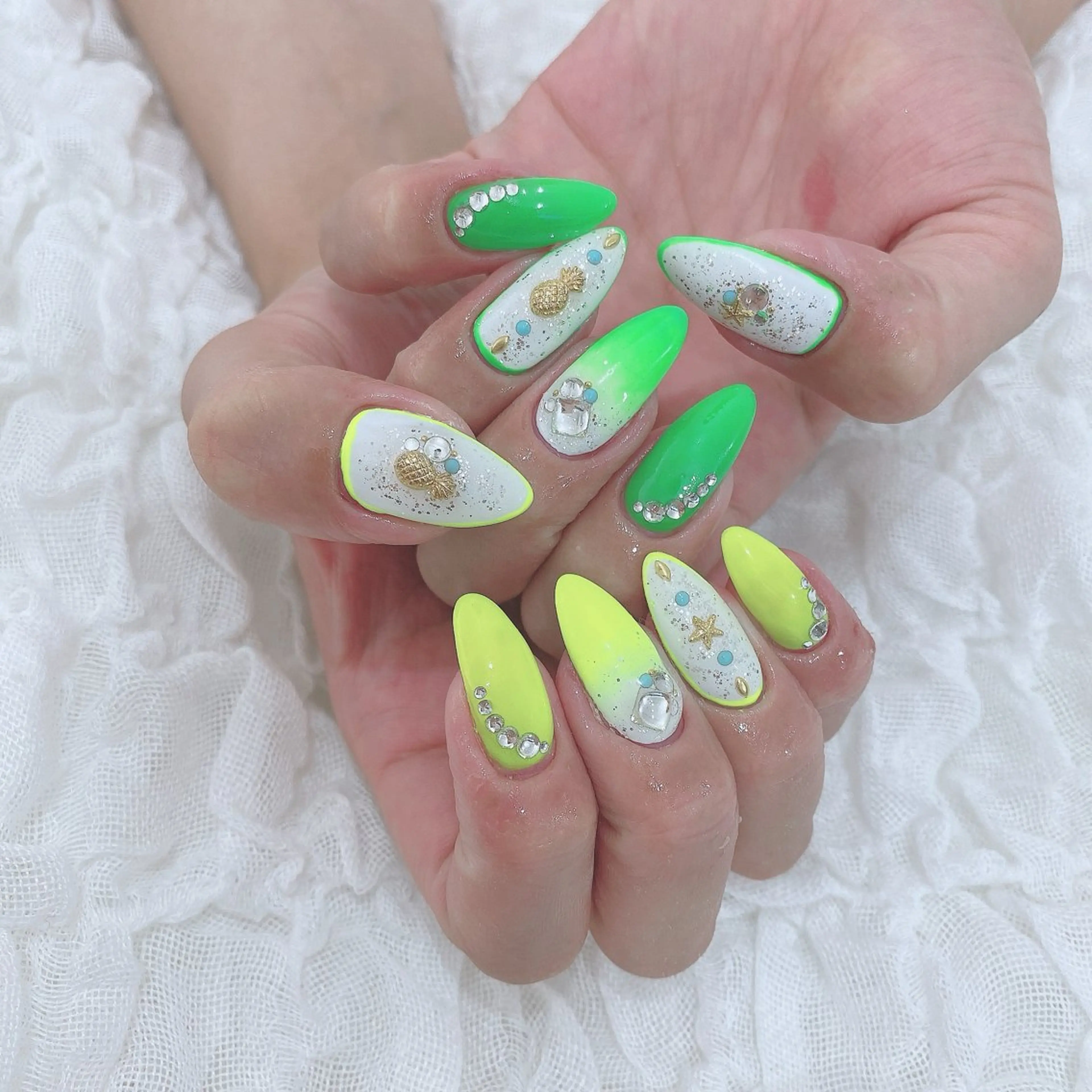 ネイル ハンドネイル SOL NAILのネイルデザイン