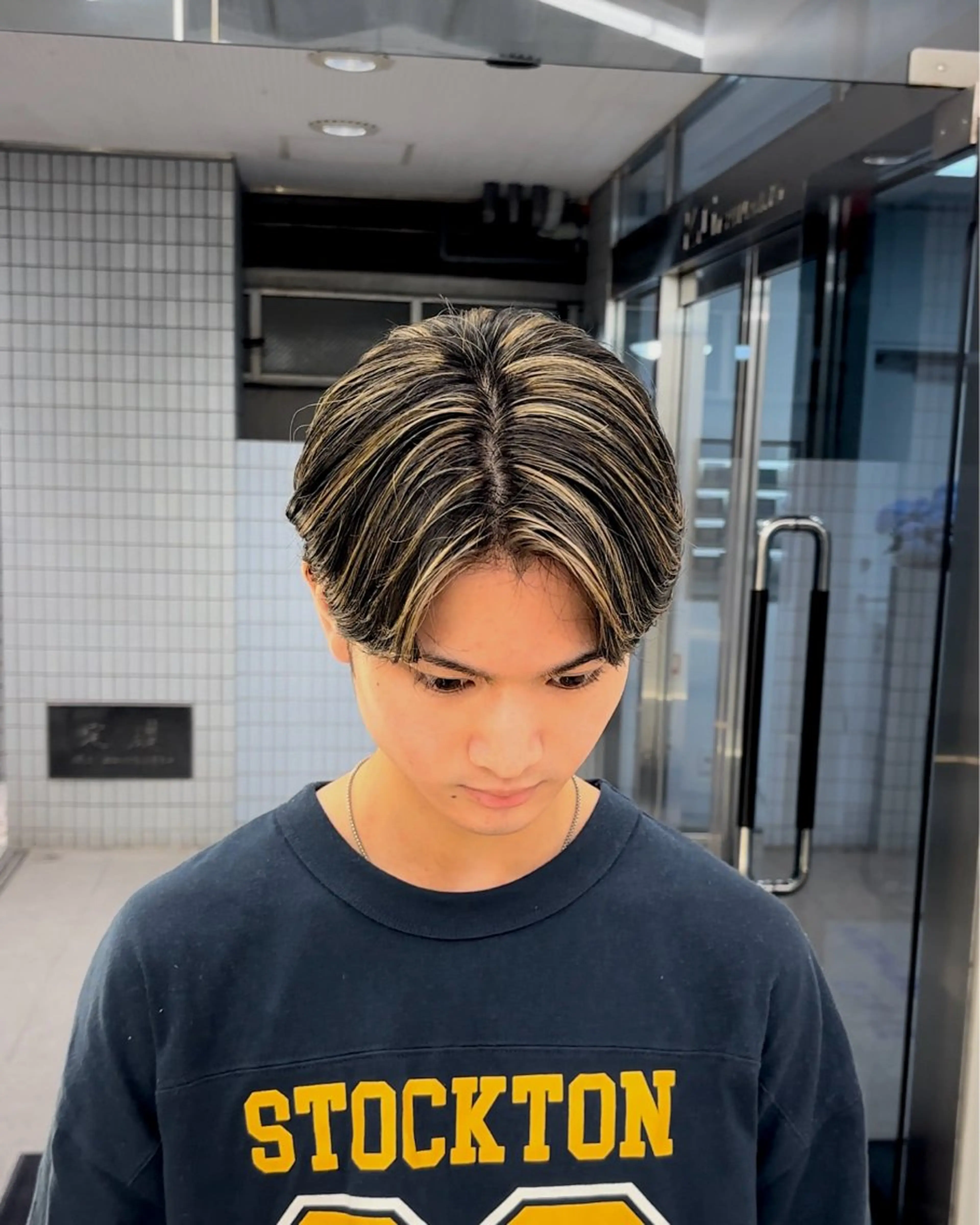 ミディアム カラー メンズ 森龍馬 メンズ専門美容師のヘアスタイル