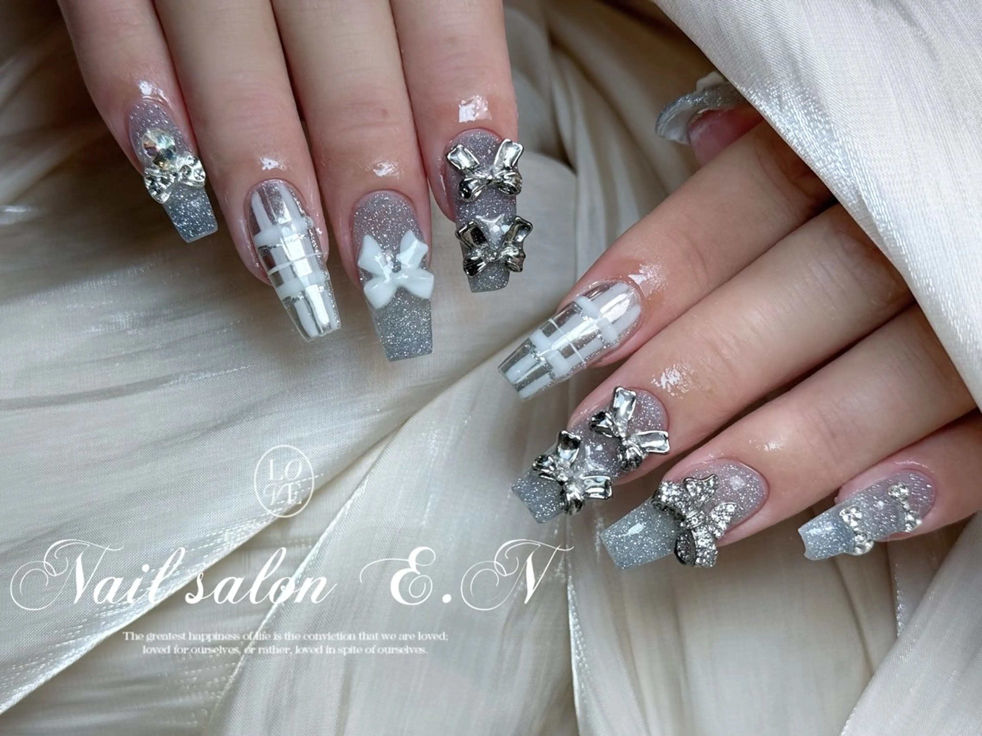 ネイル E.N🦋 長さ出し/持ち込みのネイルデザイン