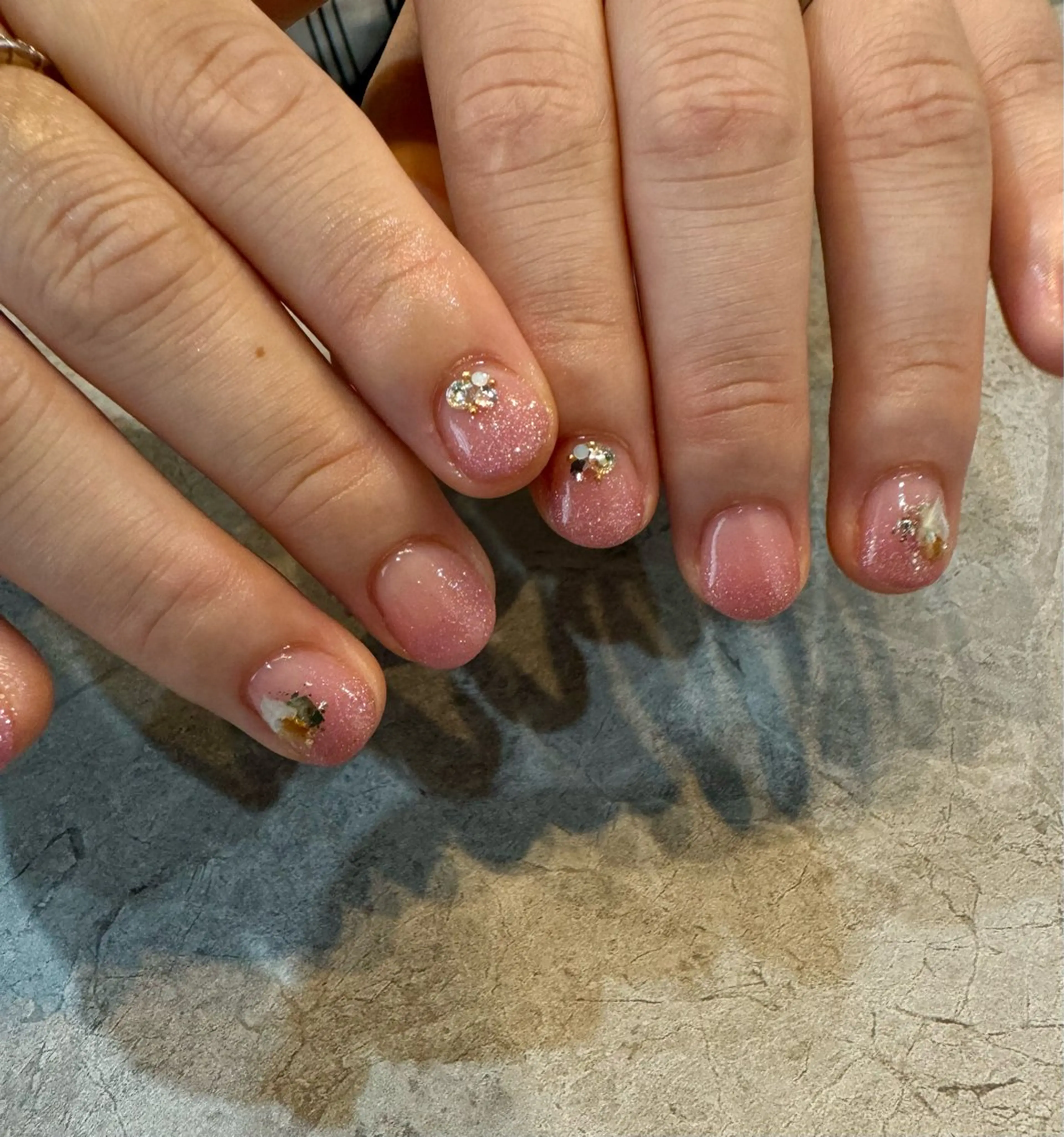 ネイル アートネイル グラデーション ラメ(グリッター) ハンドネイル Blé nailのネイルデザイン