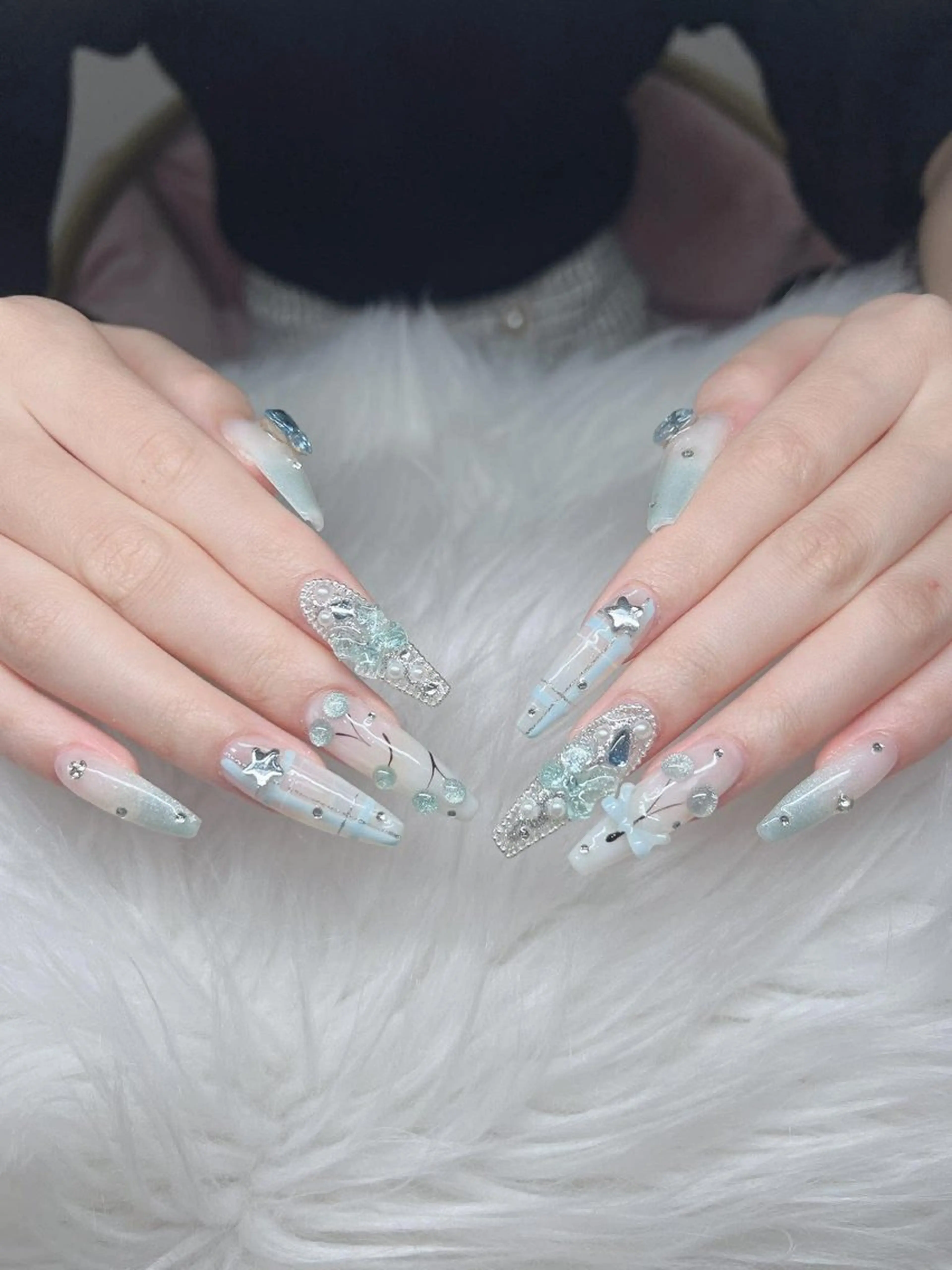 ネイル 長さ出し グラデーション 卒業式 キラキラネイル マグネットネイル ハンドネイル Lee Nailsのネイルデザイン