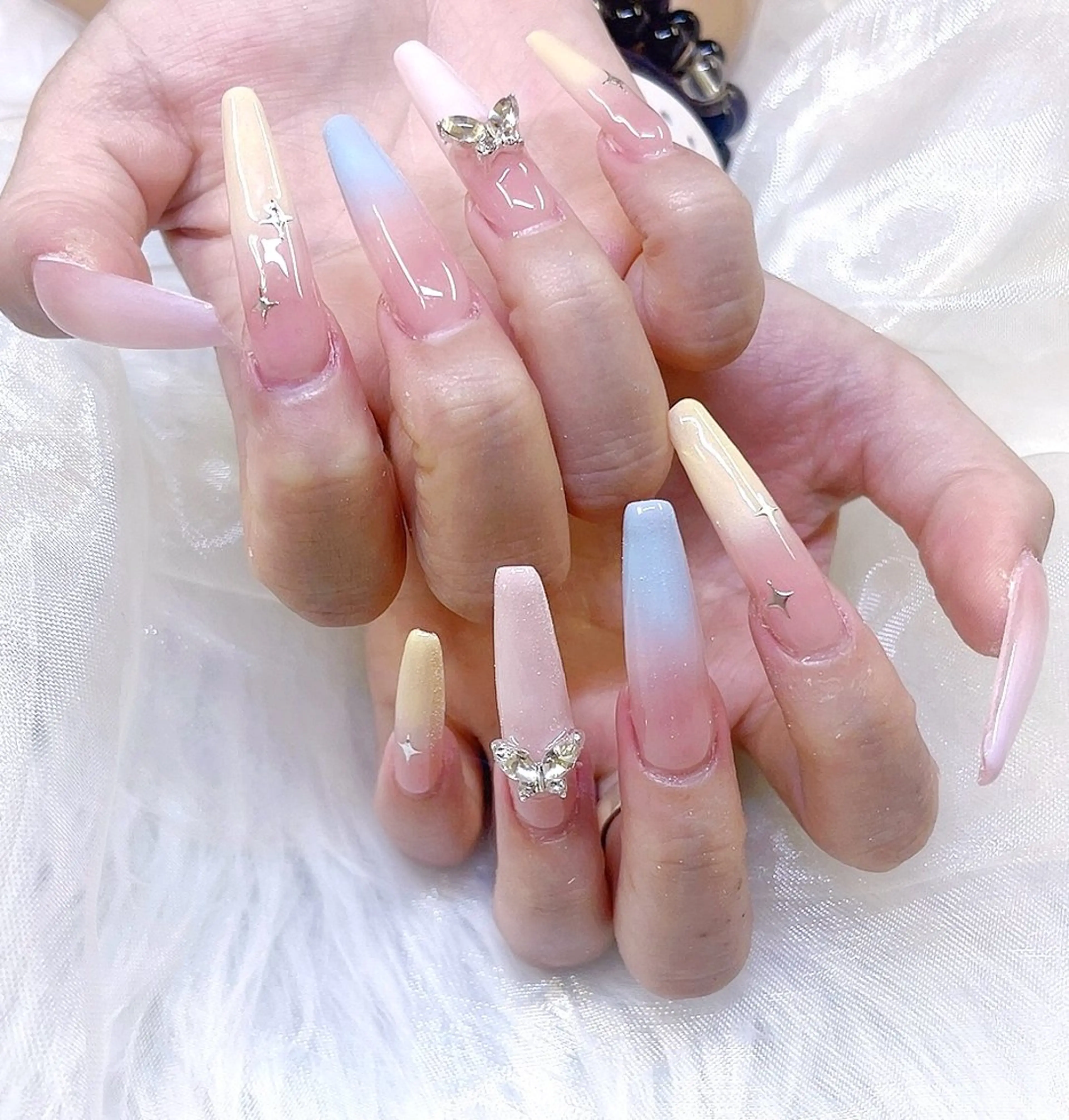 ネイル ハンドネイル ハンドケア queen nailのネイルデザイン
