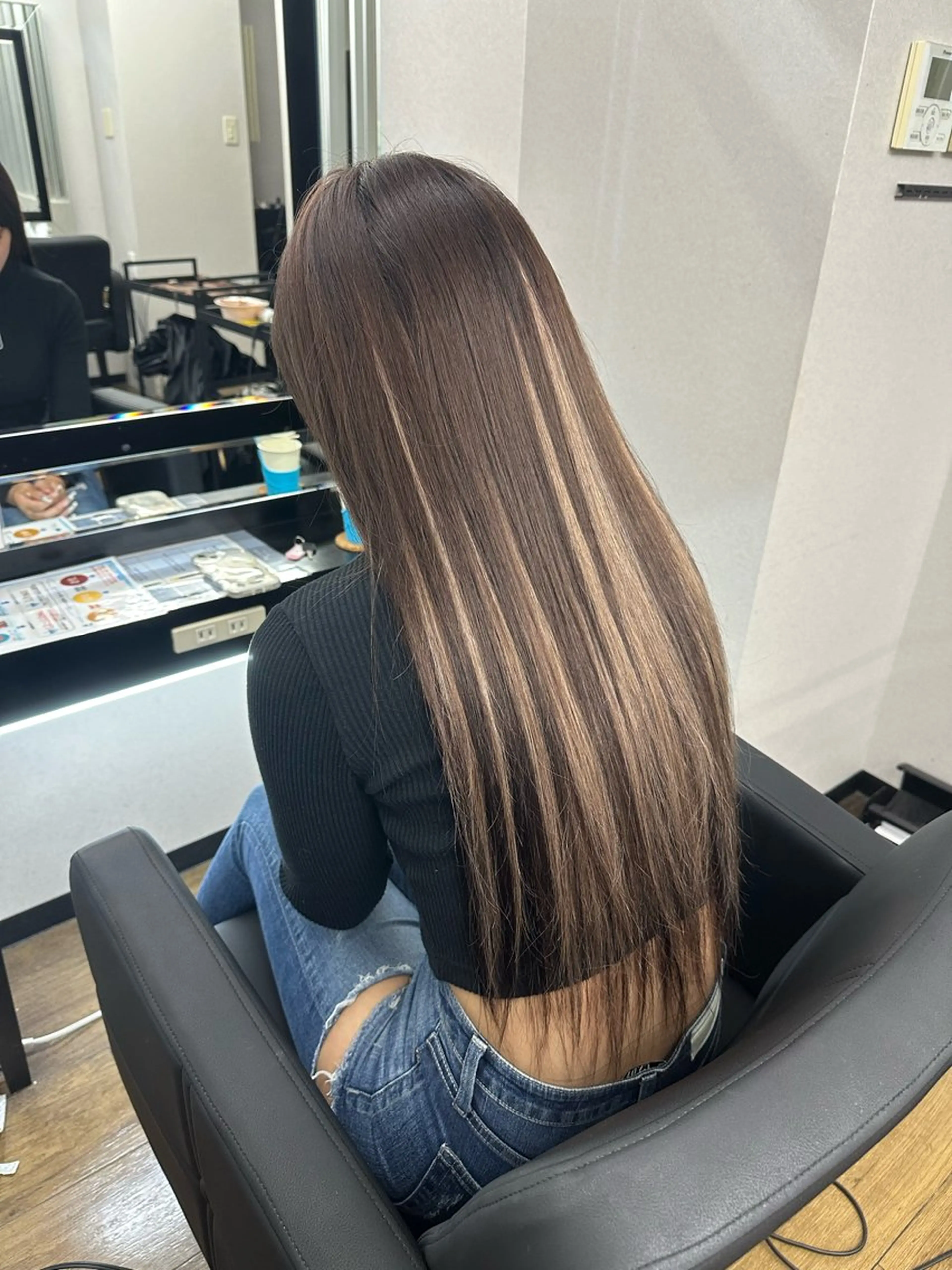 ロング カット エクステ 韓国ヘア×ハイトーン AYA💫のヘアスタイル