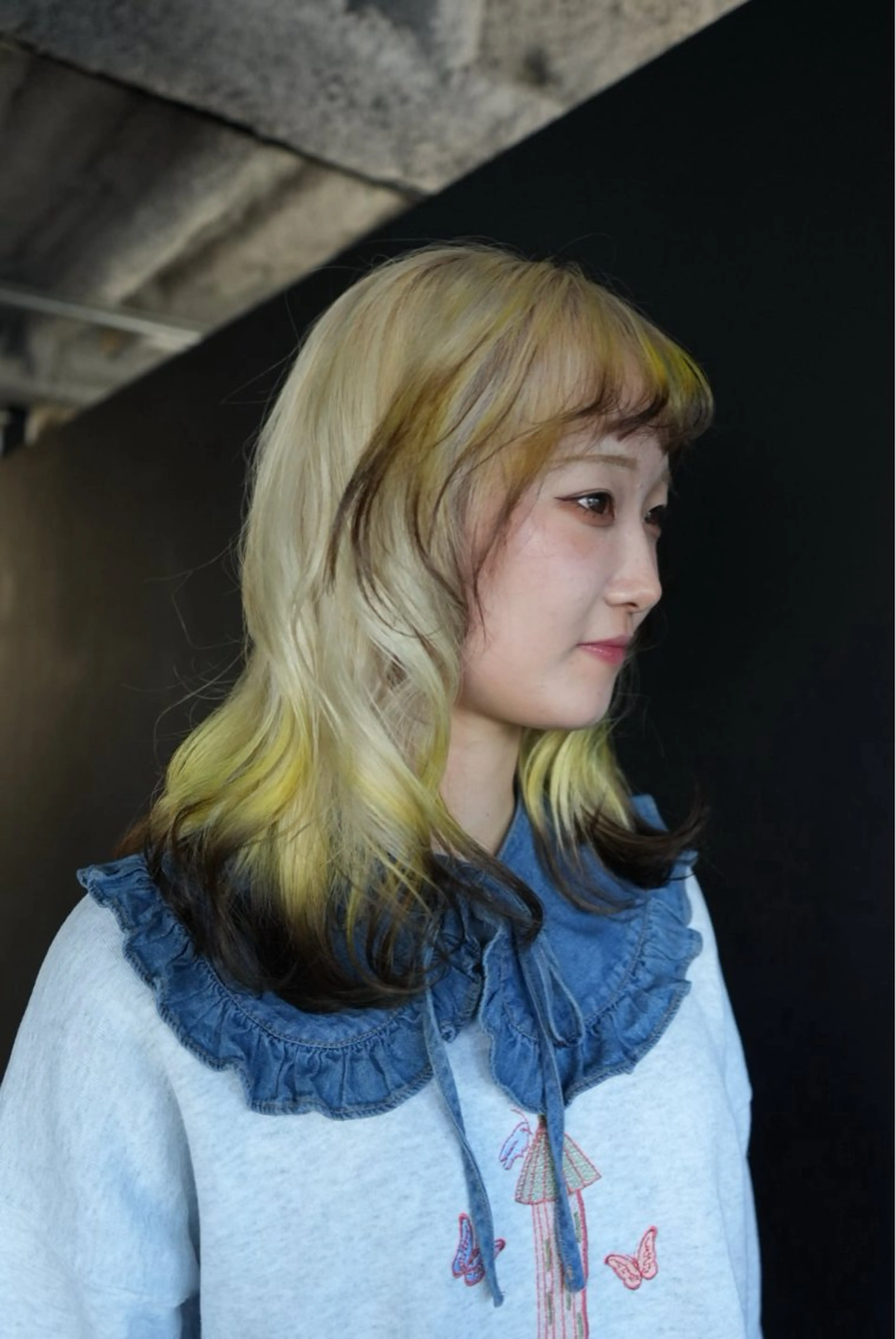 ミディアム カラー デザインカラー カット ヘアカラー トリートメント 新宿/ブリーチ /パーマ/戸羽のヘアスタイル