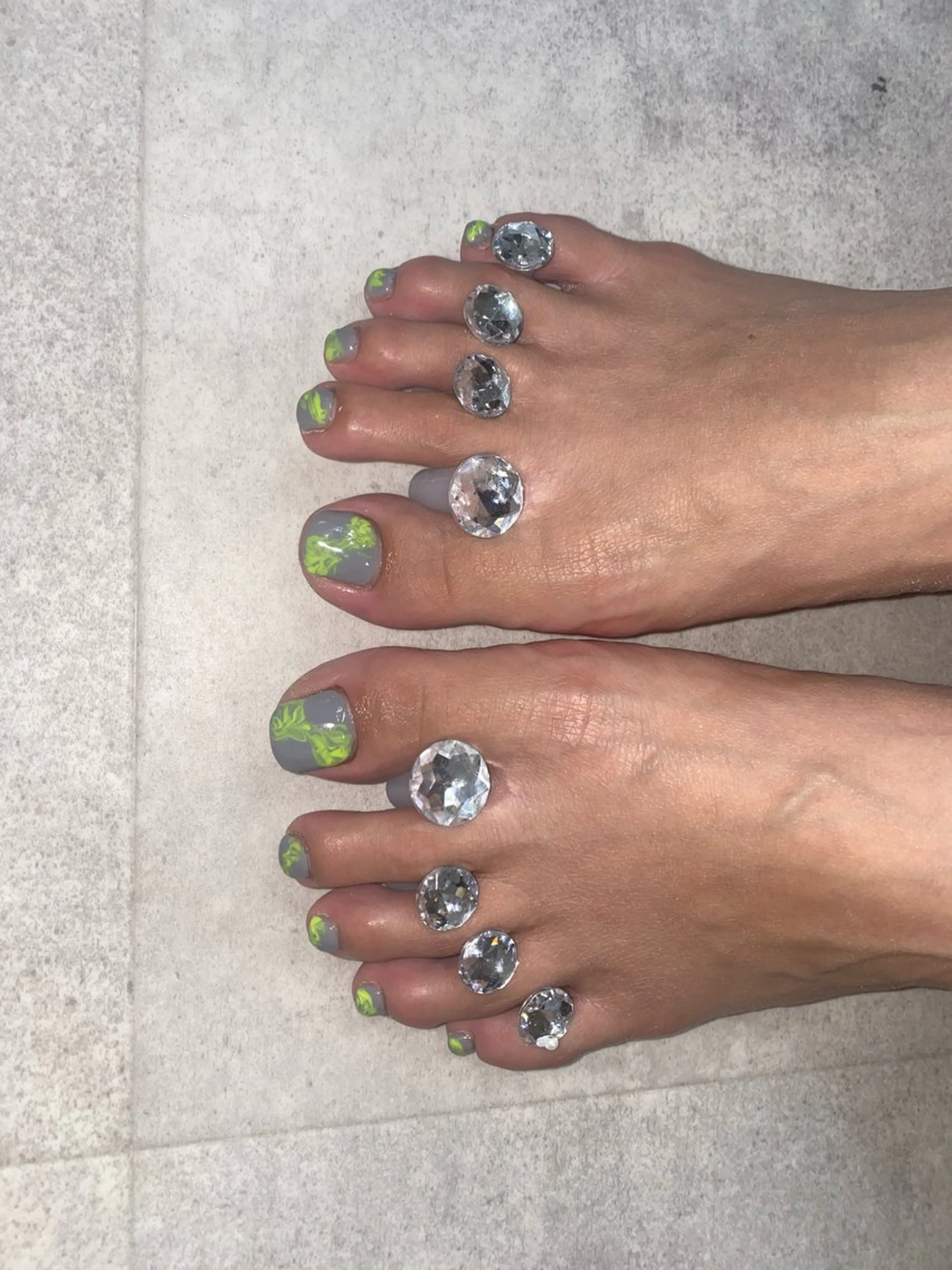 ご新規様他店ハンドフット付け替えオフ無料の写真