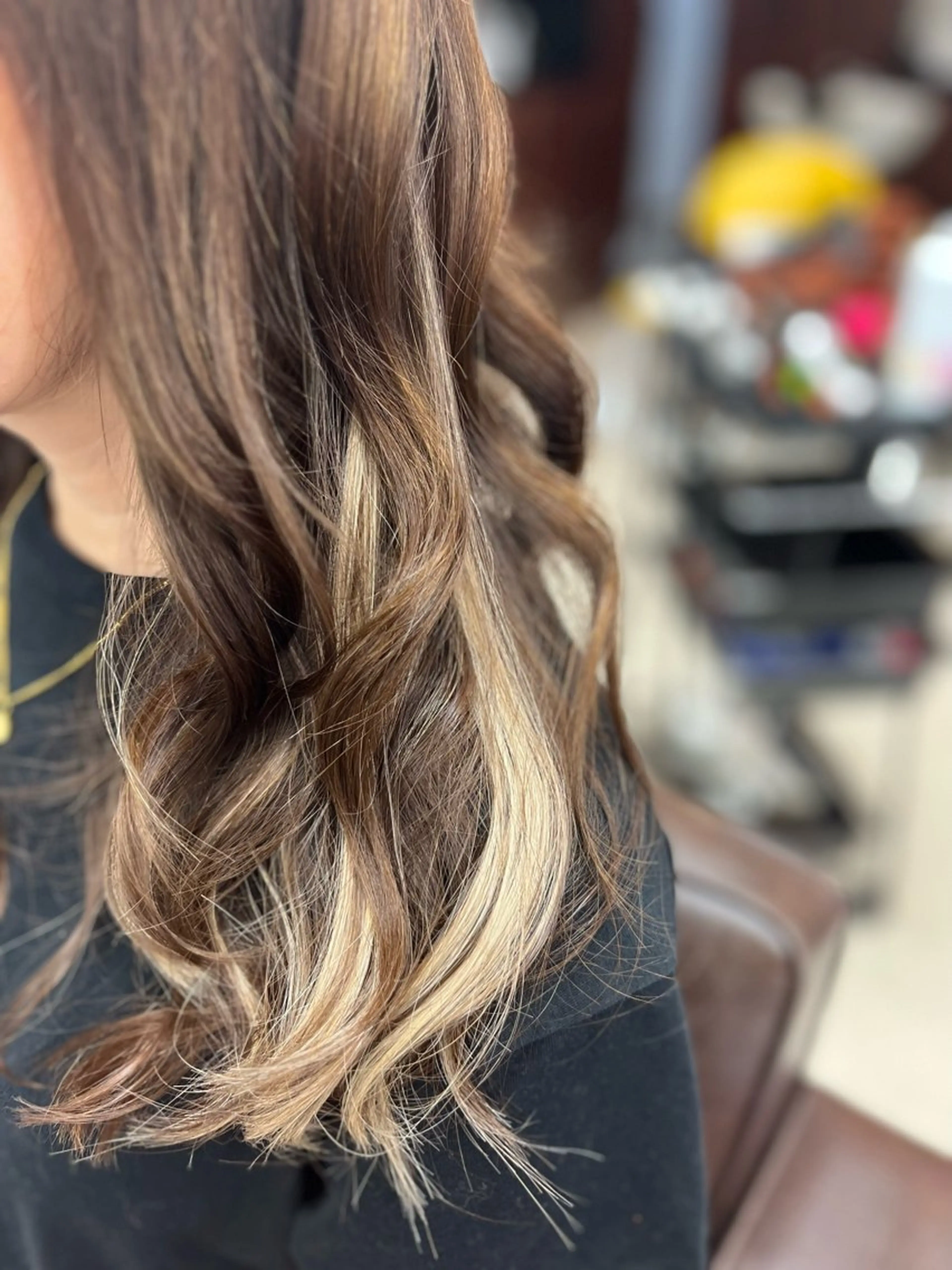 セミロング カラー ヘアアレンジ インナーカラー エクステ 小島 凜のヘアスタイル