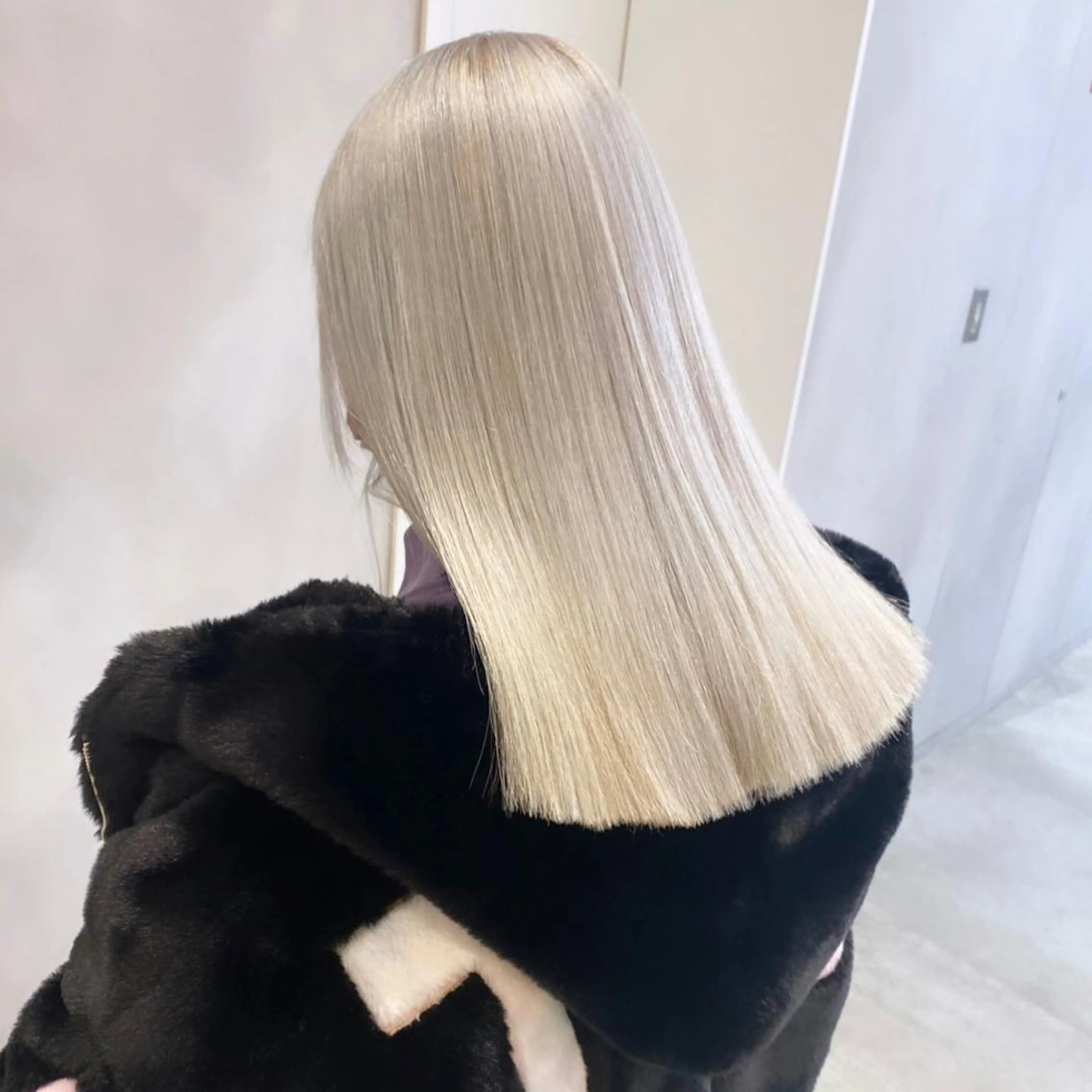 ミディアム カラー ヘアカラー トリートメント カラー系/カット特化 🟠オオタキマサシのヘアスタイル