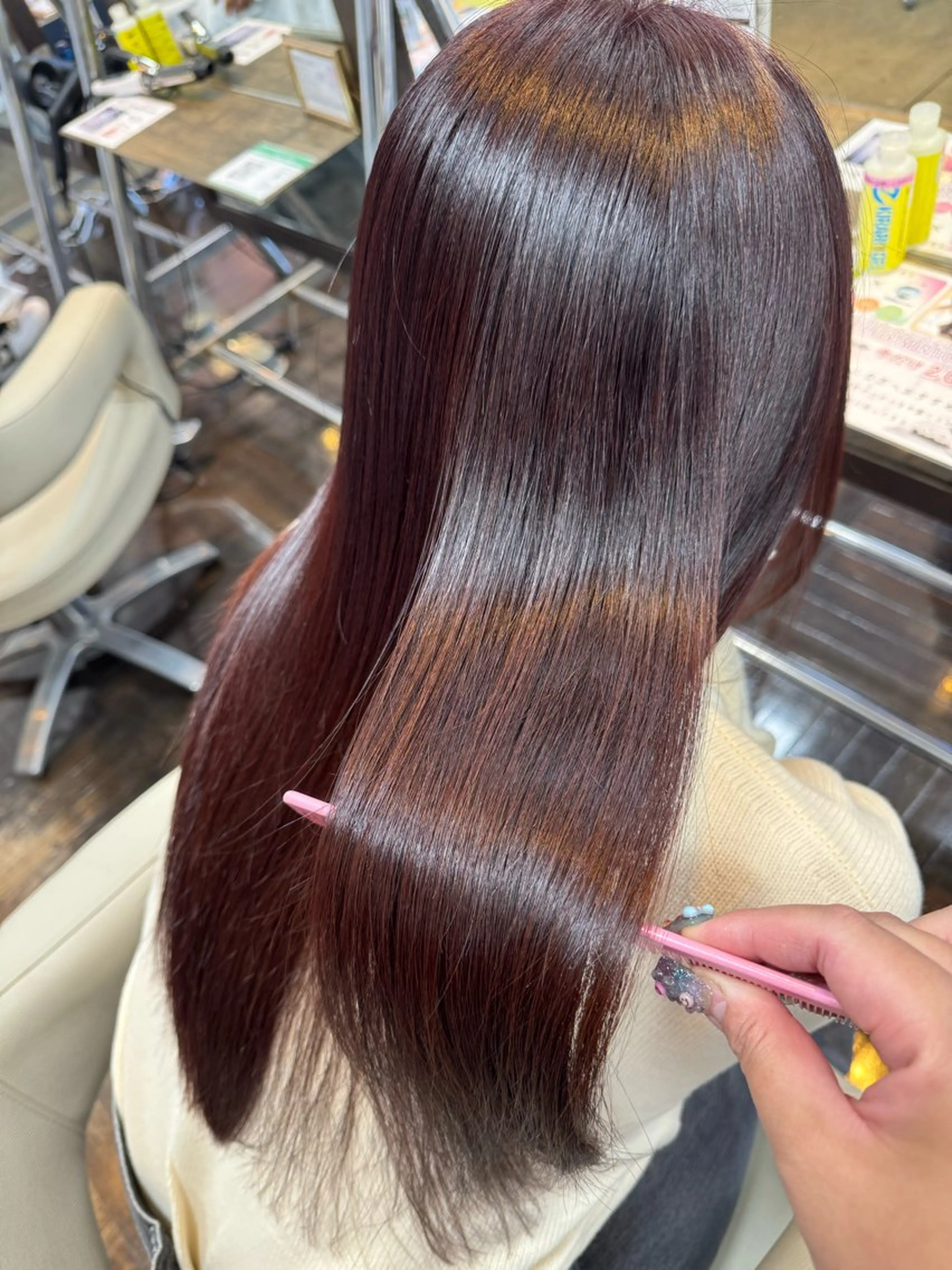 全体カラー➕全頭ブリーチ(トリートメント付)の写真