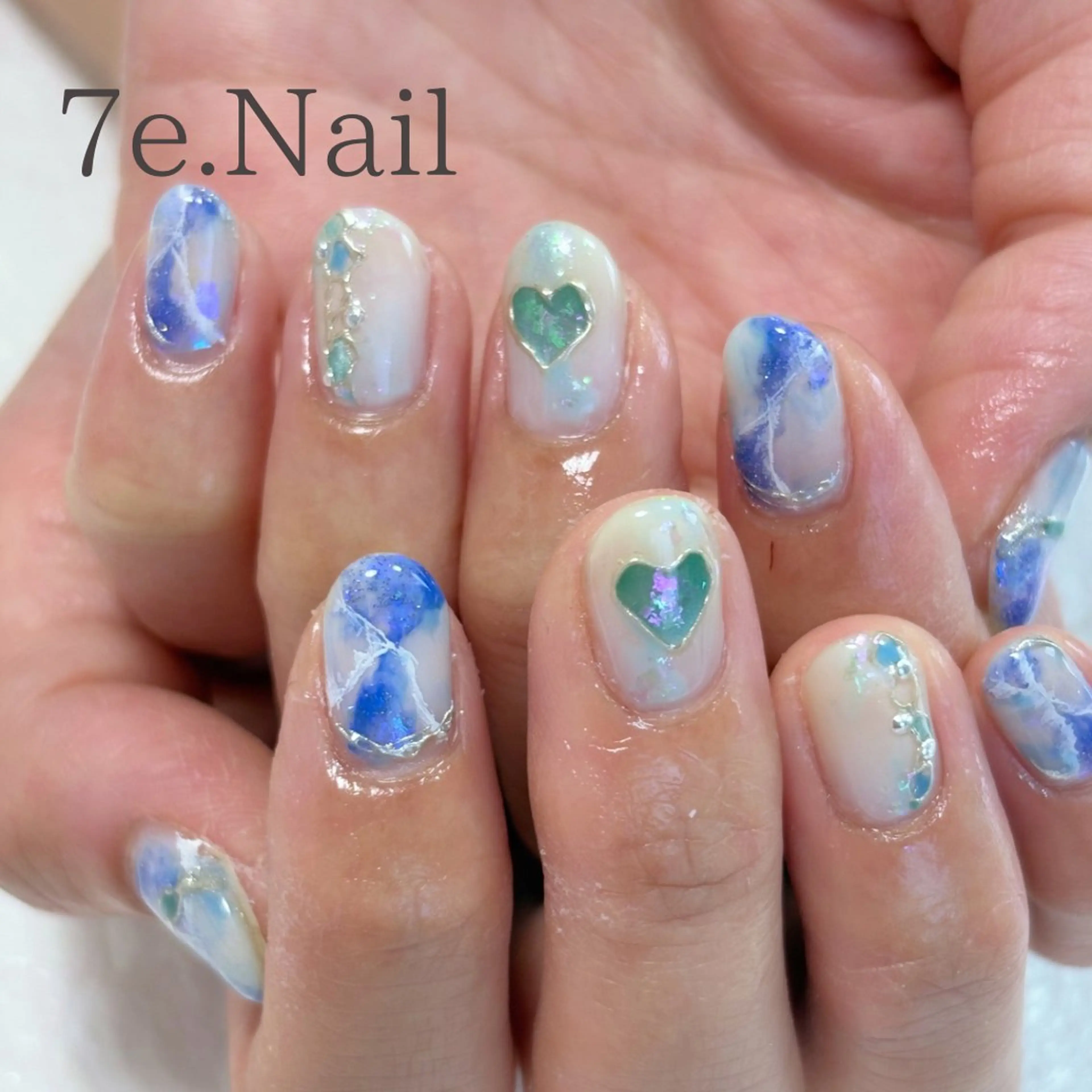 ネイル 7e. Nailのネイルデザイン
