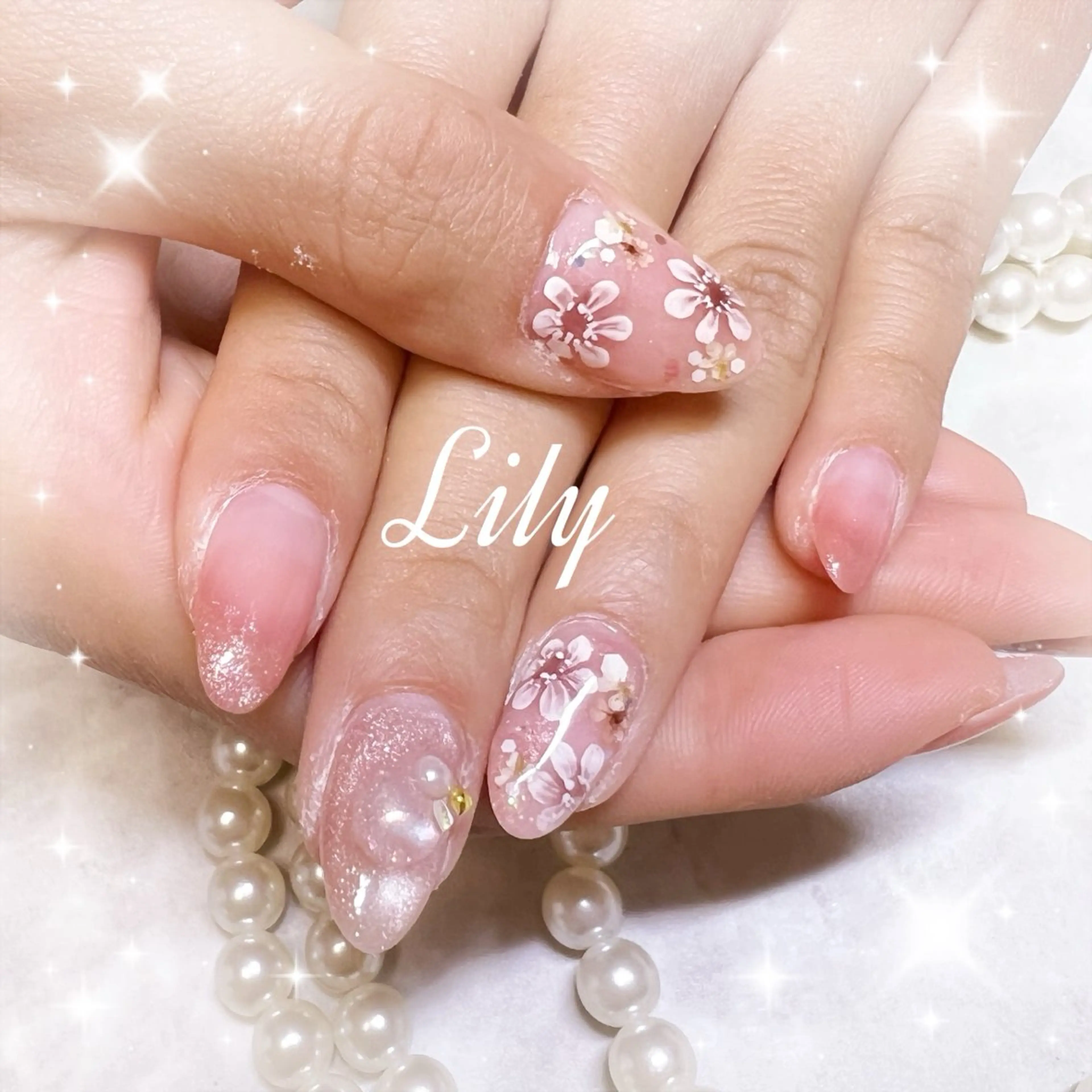 ネイル ハンドネイル Lily*nail 🌻Mii🌻のネイルデザイン