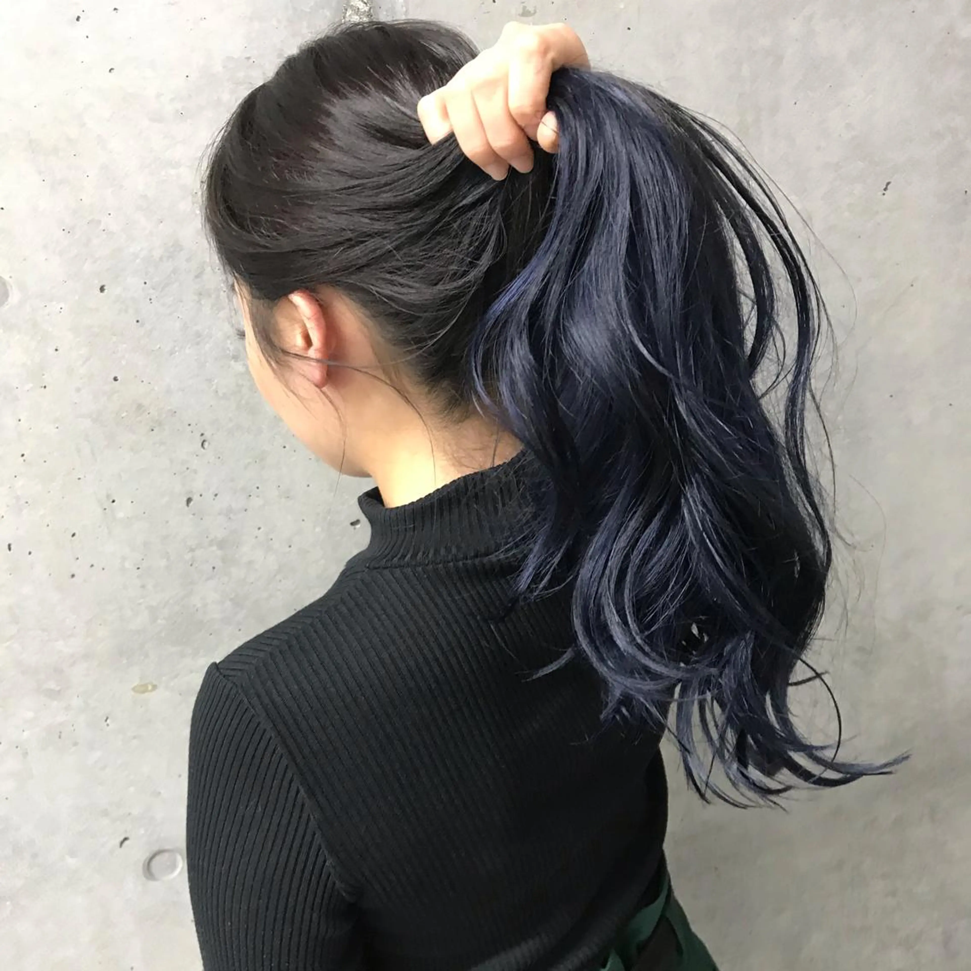 ロング ヘアカラー 横山 奈央のヘアスタイル