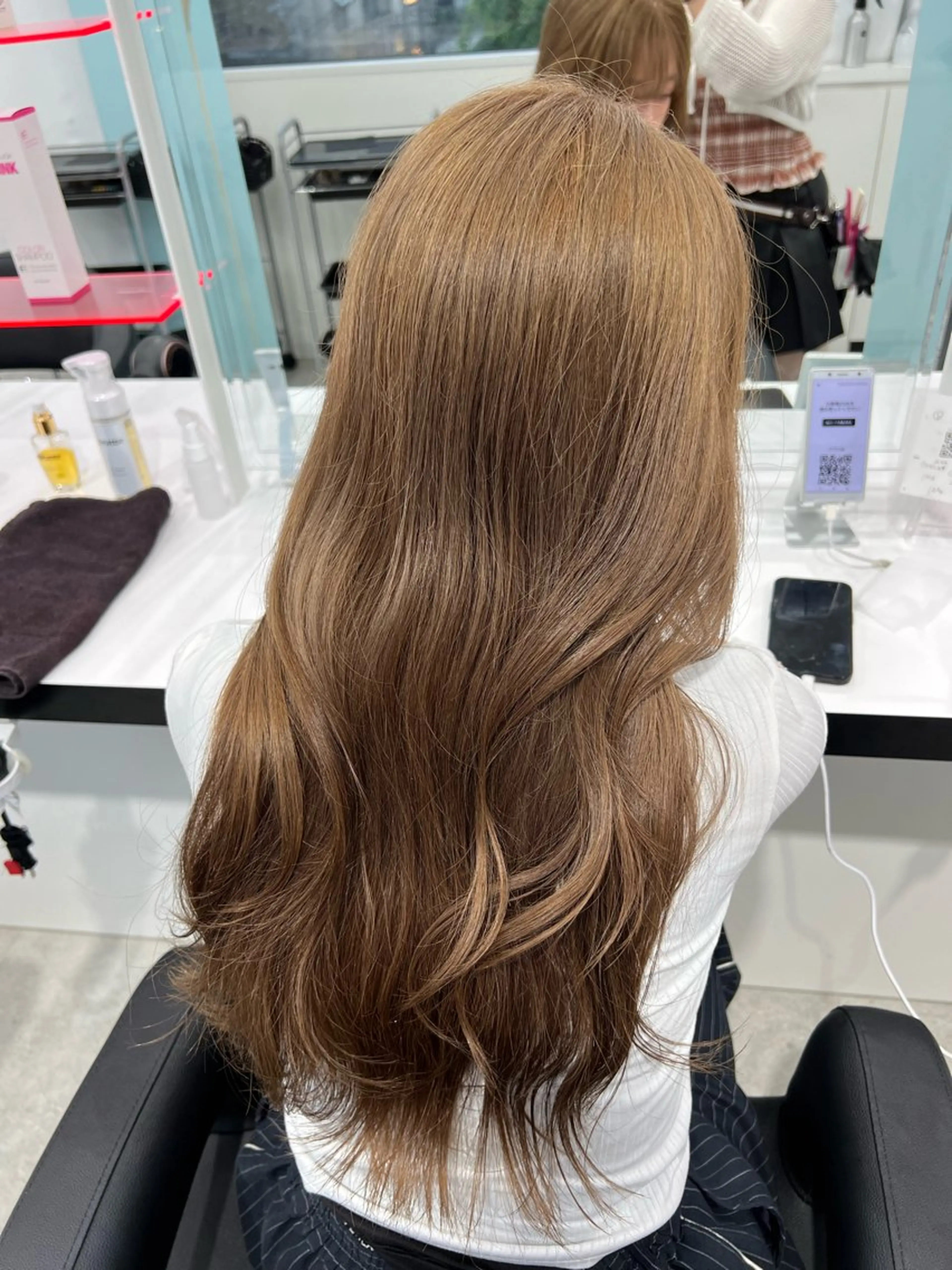 ロング レイヤーカット/ ハイトーン/Moeのヘアスタイル