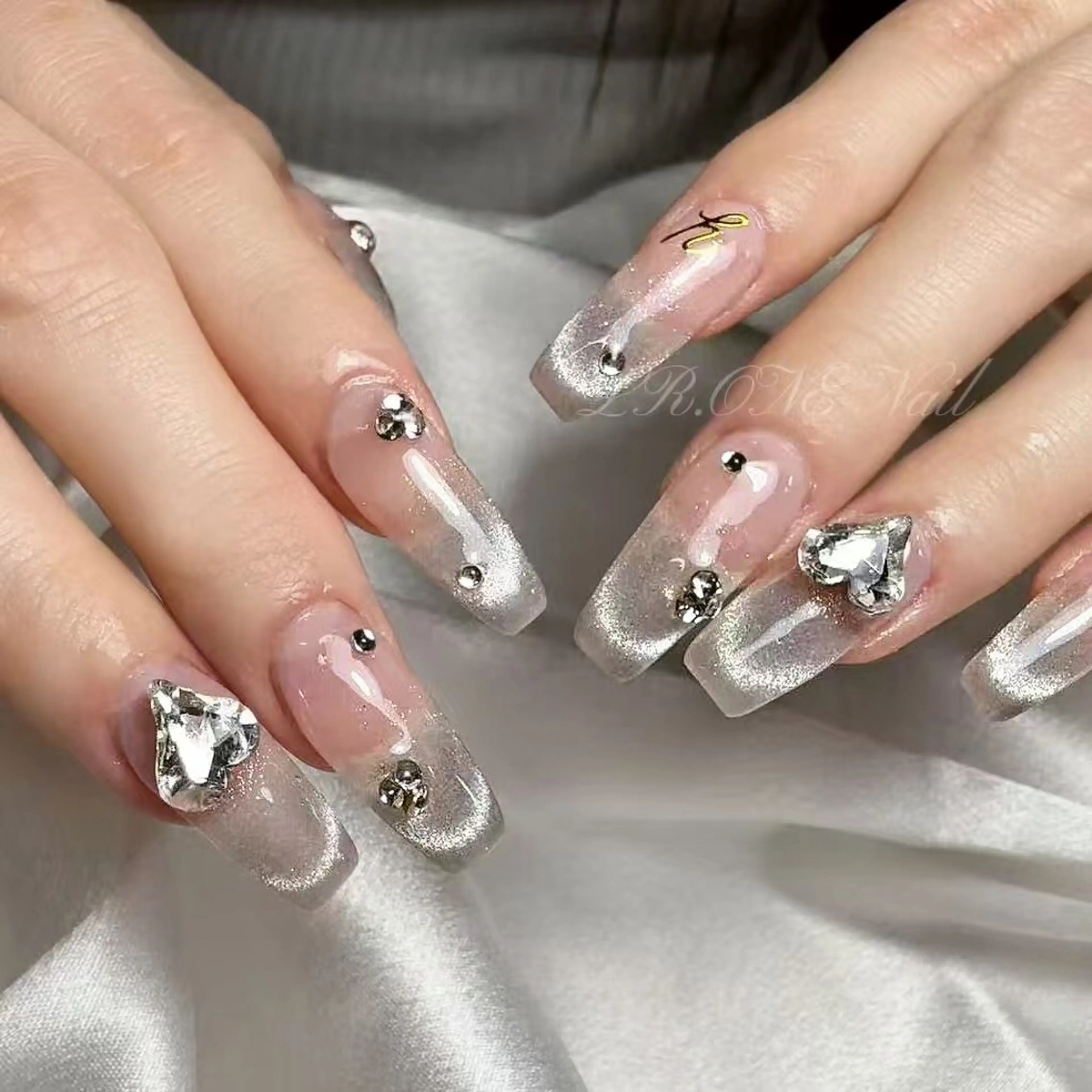 ネイル LR.ONE ヨウのネイルデザイン