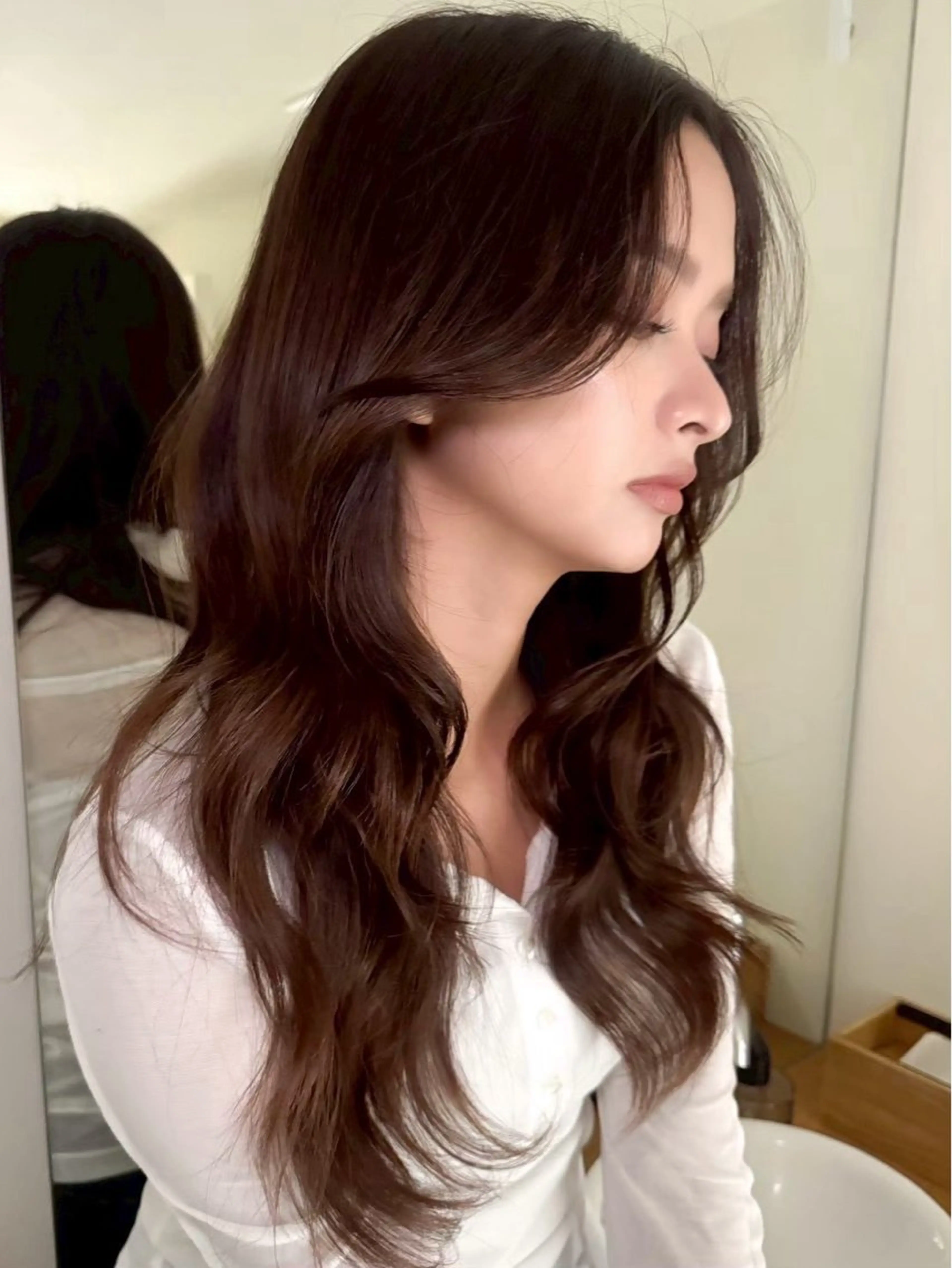 ロング ロングレイヤー チョコレートブラウン レイヤーカット ロング 似合わせスタイル 透明感/Senriのヘアスタイル