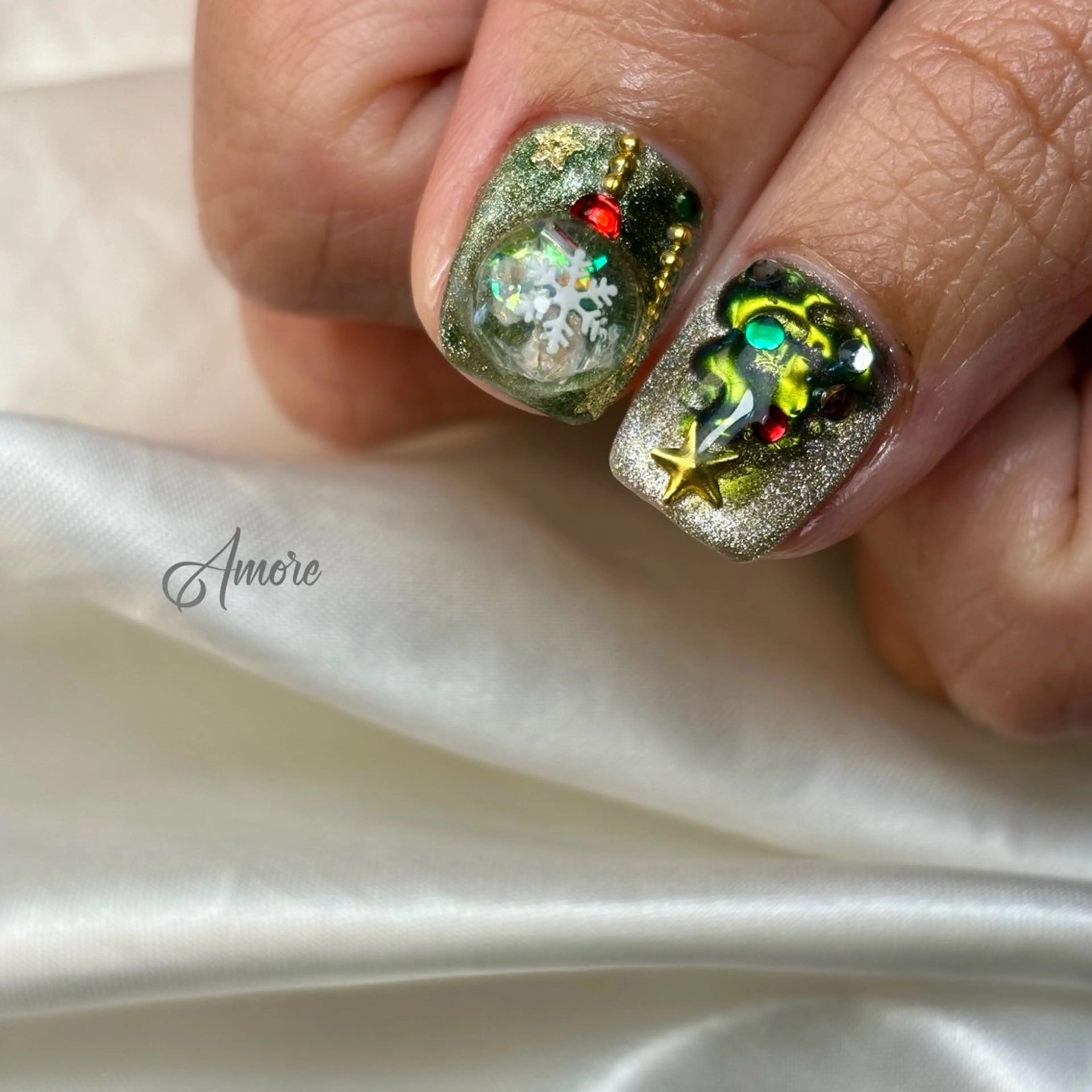 ネイル ジェルネイル キラキラネイル 韓国ネイル マグネットネイル パラジェル You kyehwaのネイルデザイン