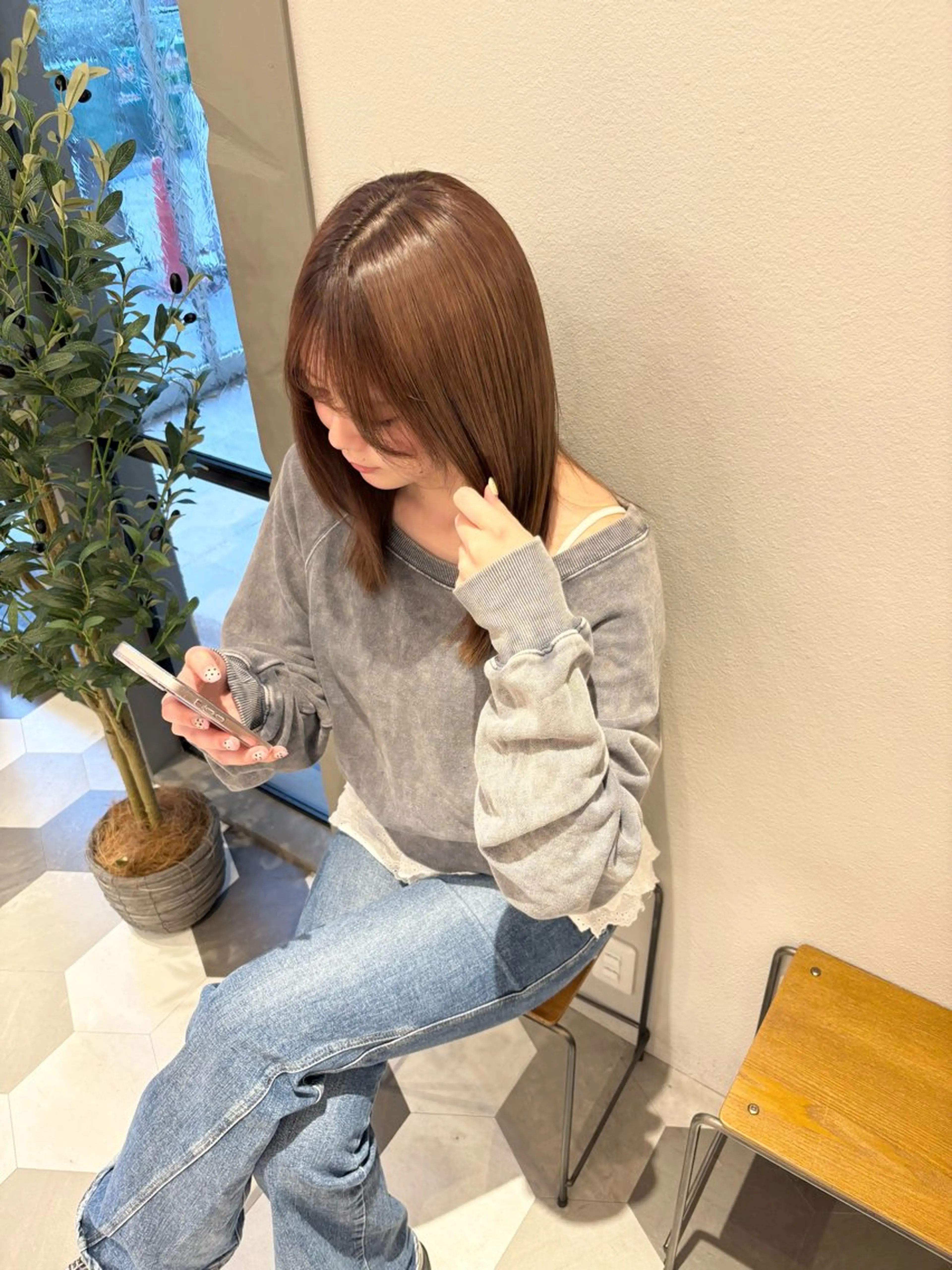 ミディアム うえすぎ ももかのヘアスタイル