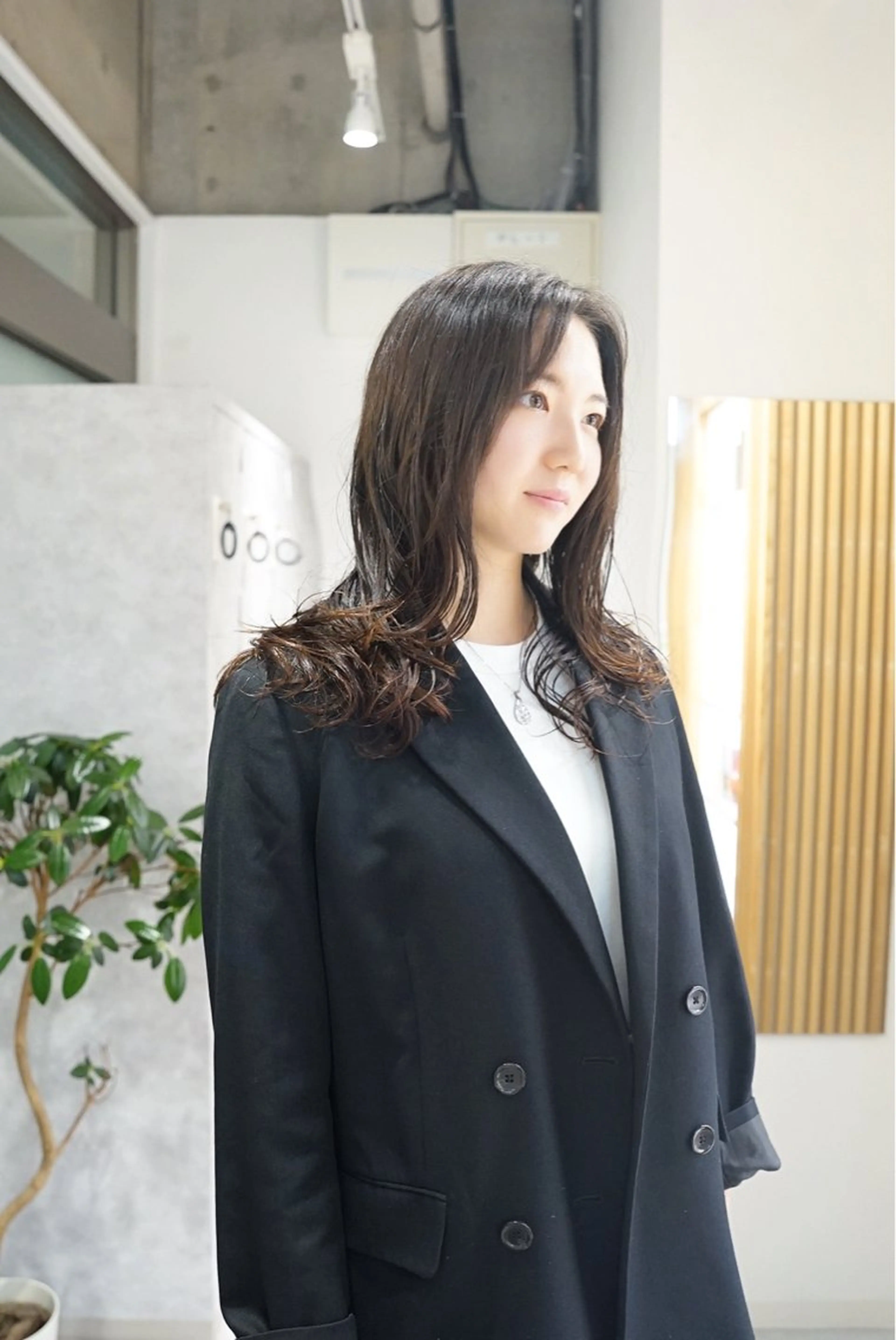 ロング パーマ 月100人以上 髪質改善施術｜谷口のヘアスタイル