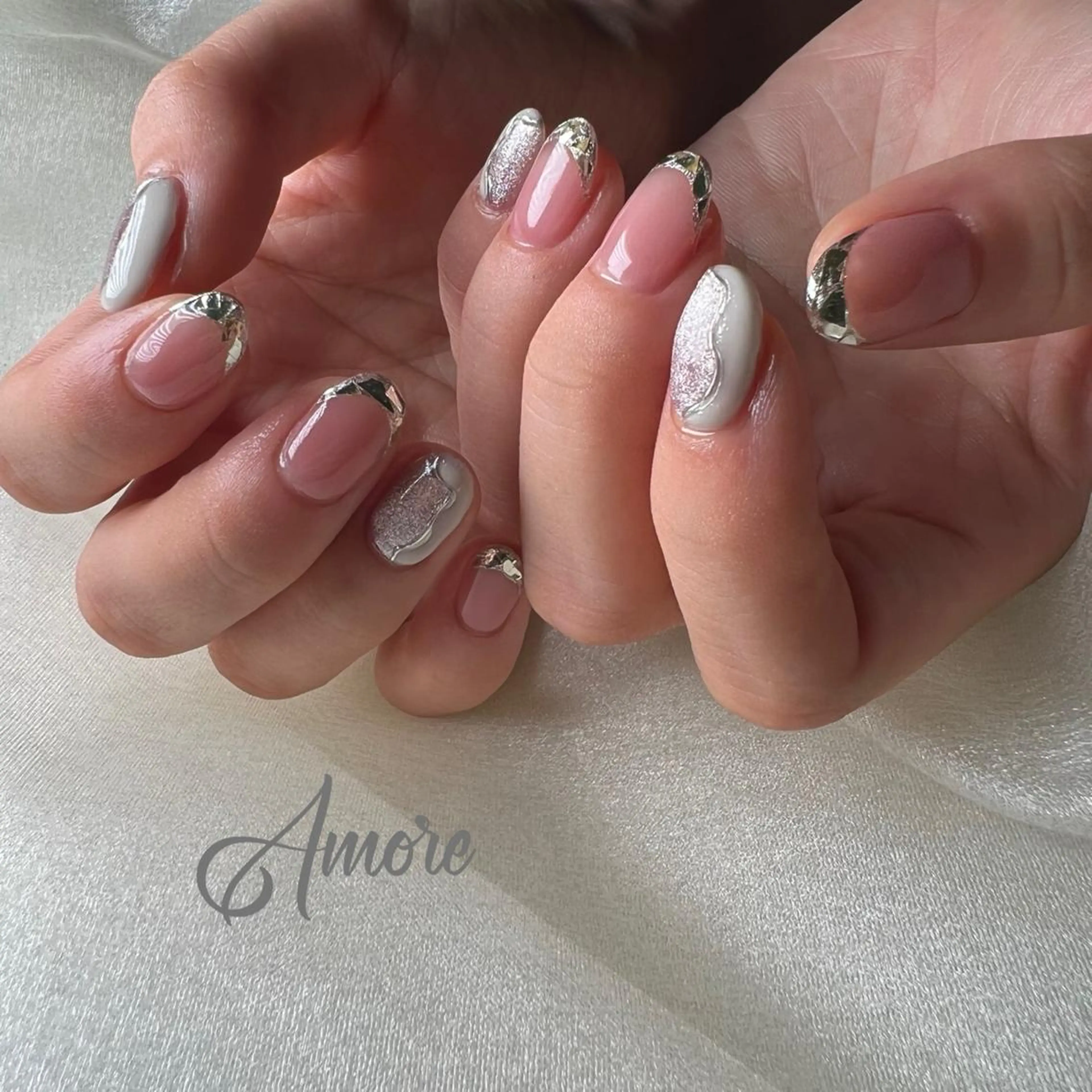 ネイル ジェルネイル 氷ネイル・うるうるネイル マグネットネイル ミラーネイル ニュアンスネイル You kyehwaのネイルデザイン