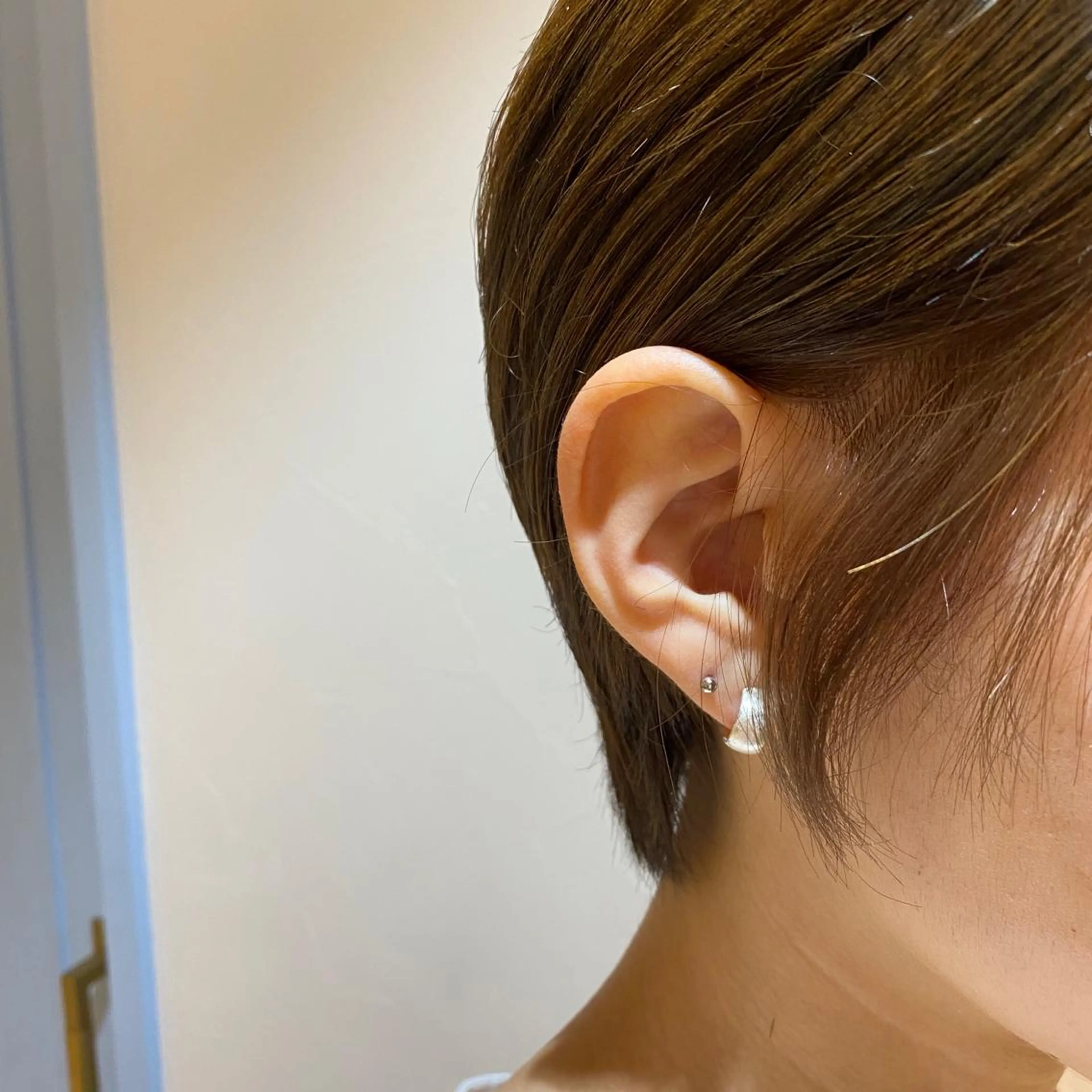 カラー イヤリングカラー 笹木 琴乃のヘアスタイル