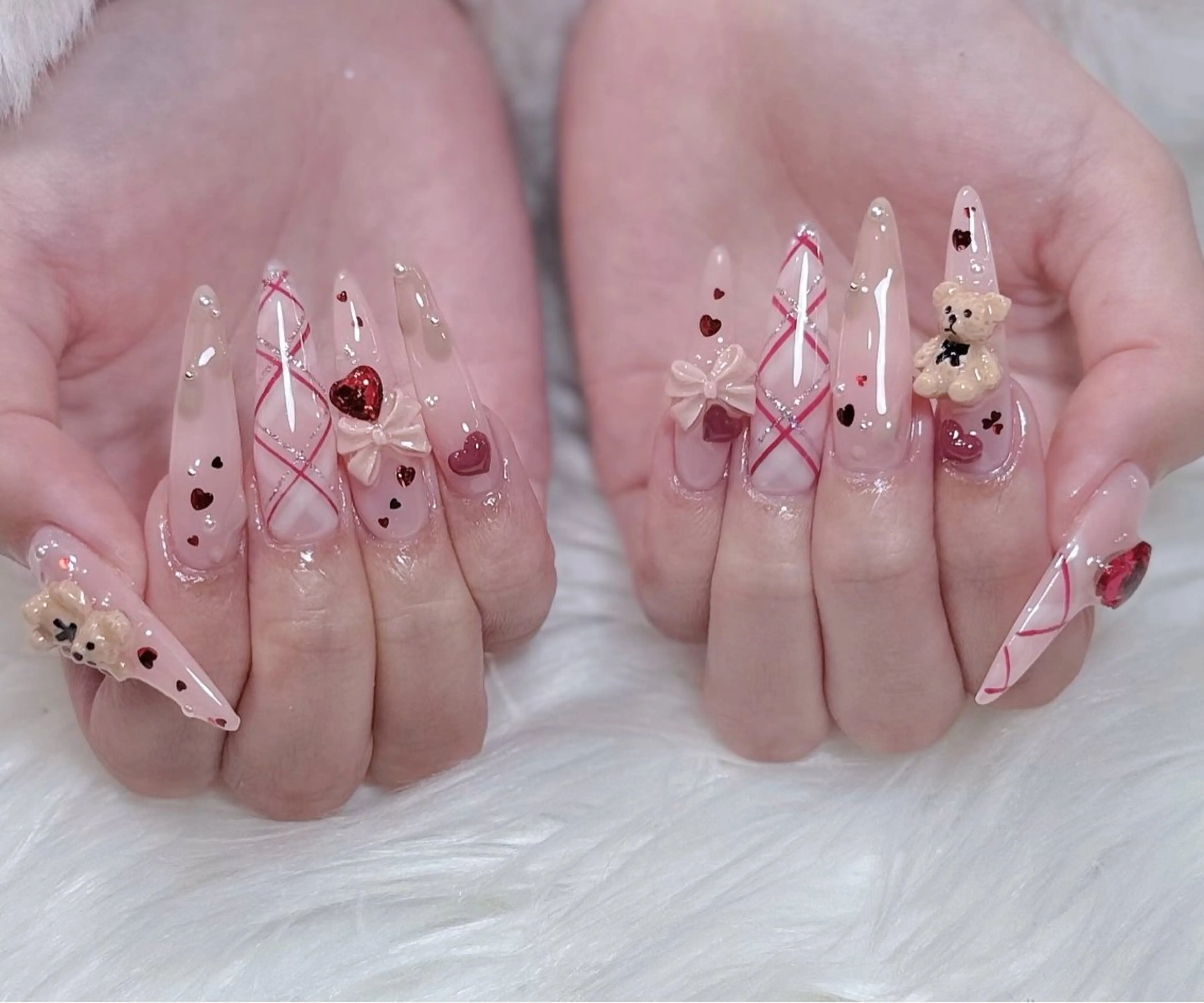 ネイル アートネイル オーロラネイル ジェルネイル 韓国ネイル ロングネイル ハンドネイル Nichi Nailsのネイルデザイン