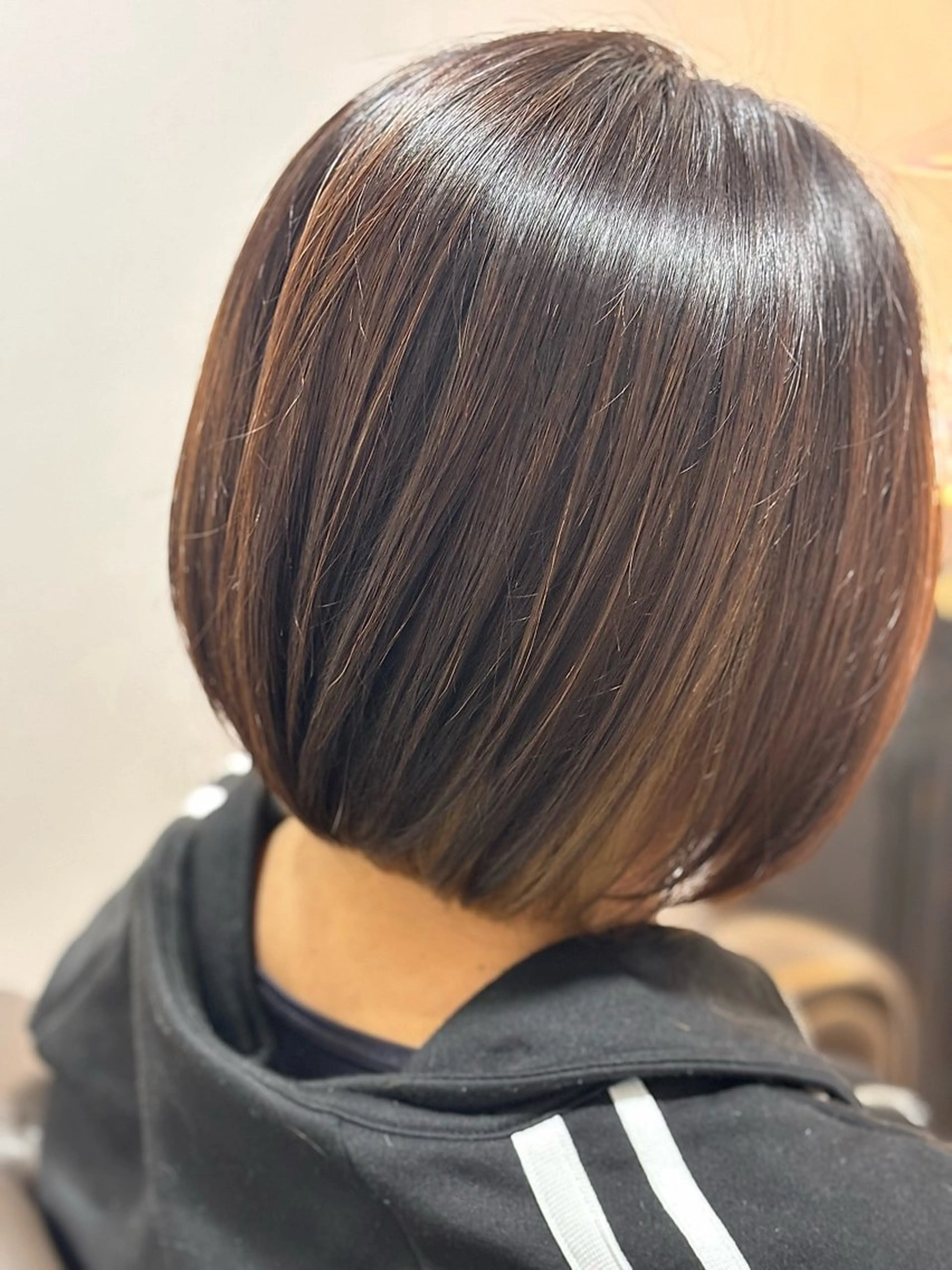 ショート ボブ aioon吉田 正輝のヘアスタイル