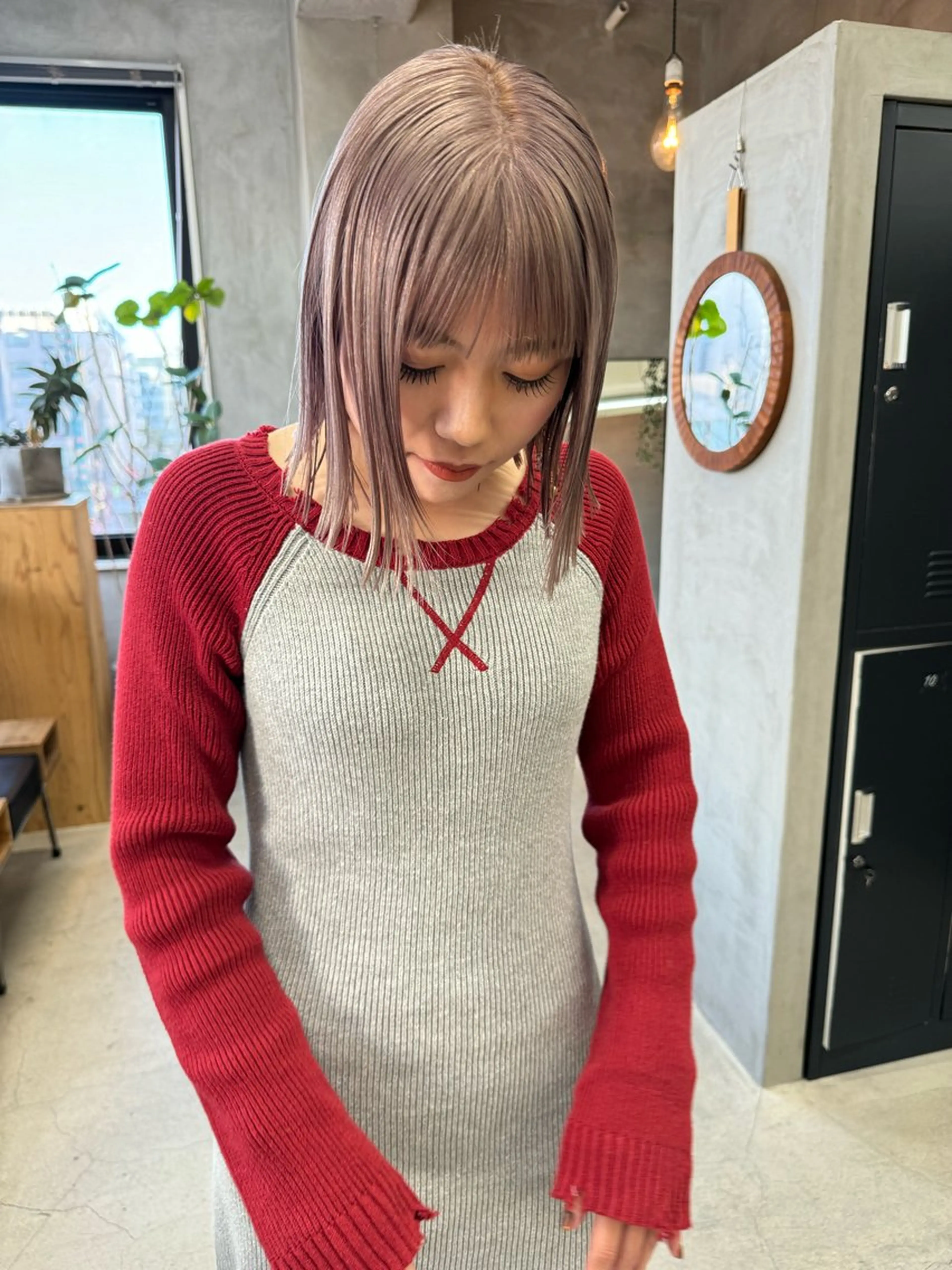 ショート カラー ベージュカラー ミルクティーベージュ カット ヘアカラー トリートメント Kaito🐶/ デザイン/レイヤーのヘアスタイル