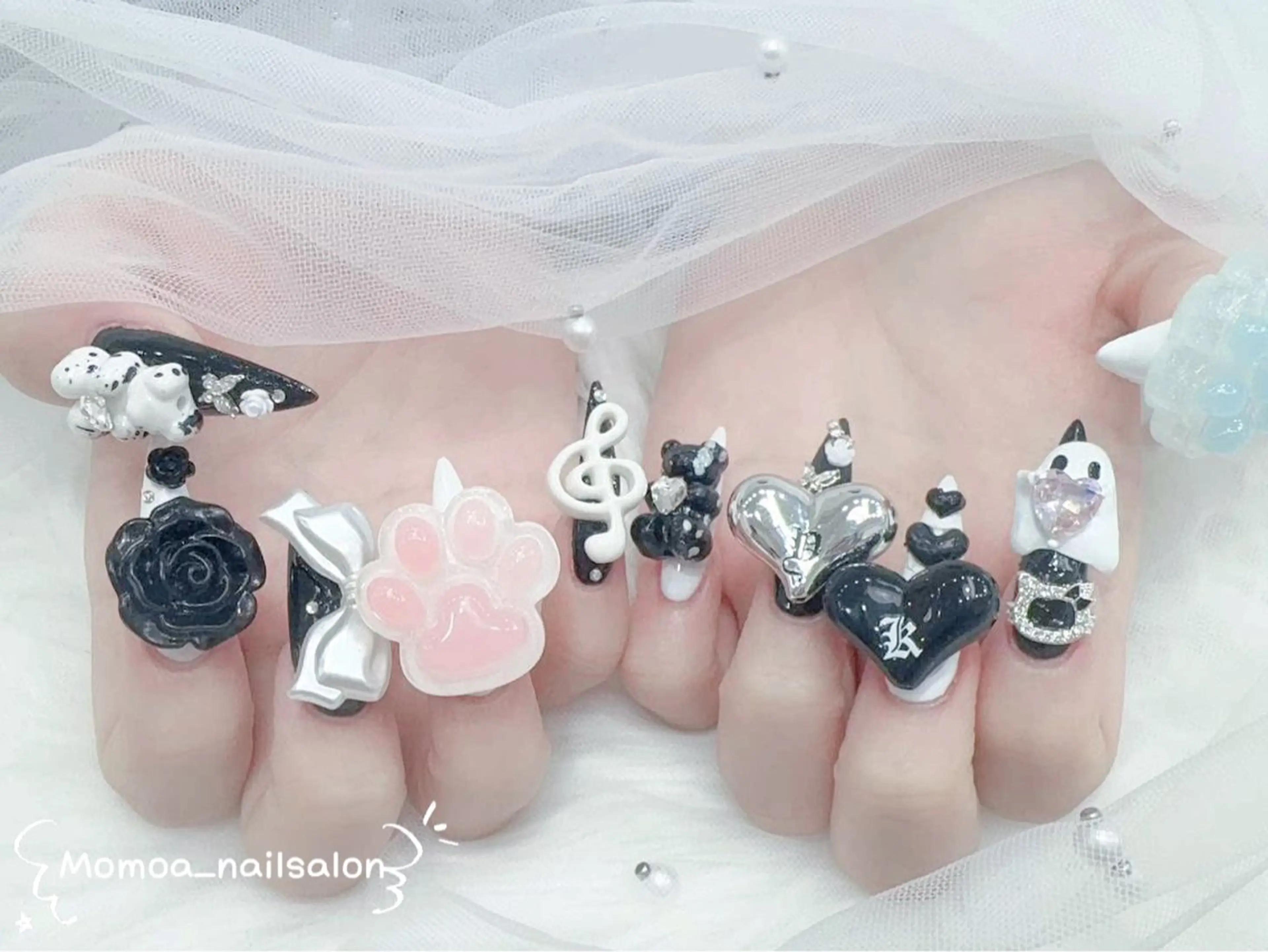 ネイル 成人式 ロングネイル マグネットネイル 大理石ネイル(マーブル) リボン ハンドネイル MoMoA Nail ネイル長さ出し専門店のネイルデザイン