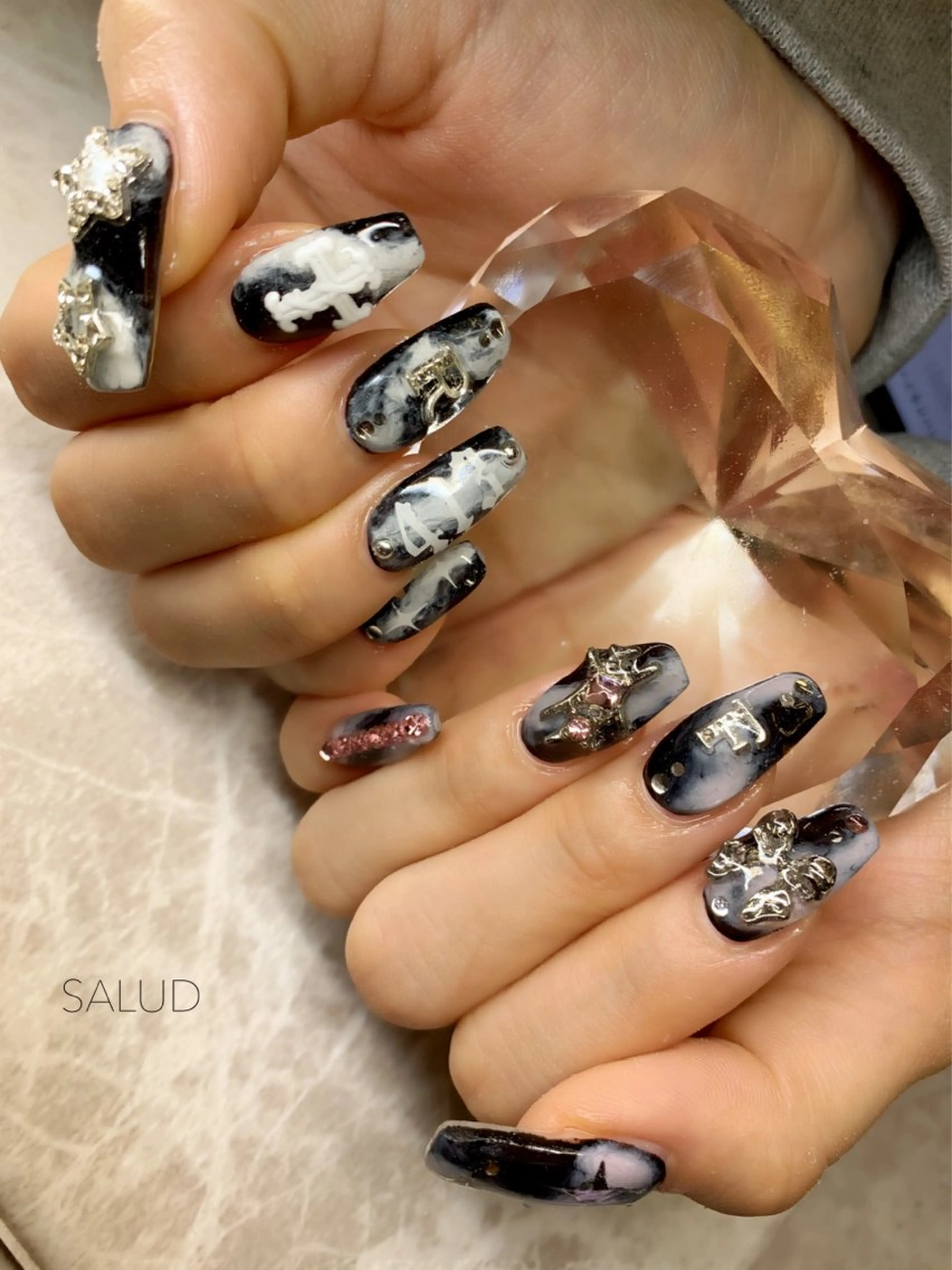 ネイル ハンドネイル Nail Salon SALUDのネイルデザイン