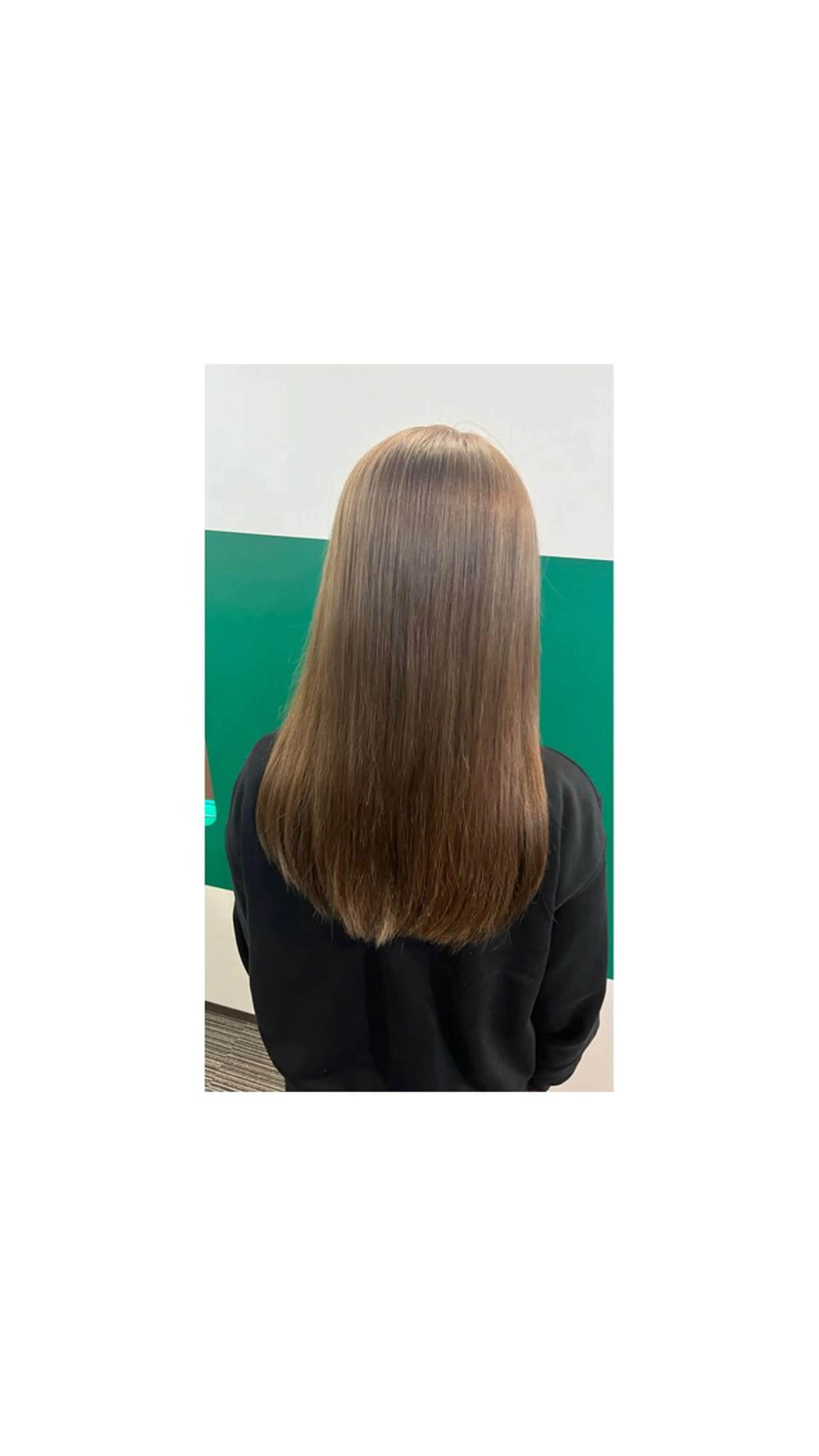 ロング カラー ブリーチ ブラウンカラー 成瀬 紀慧のヘアスタイル