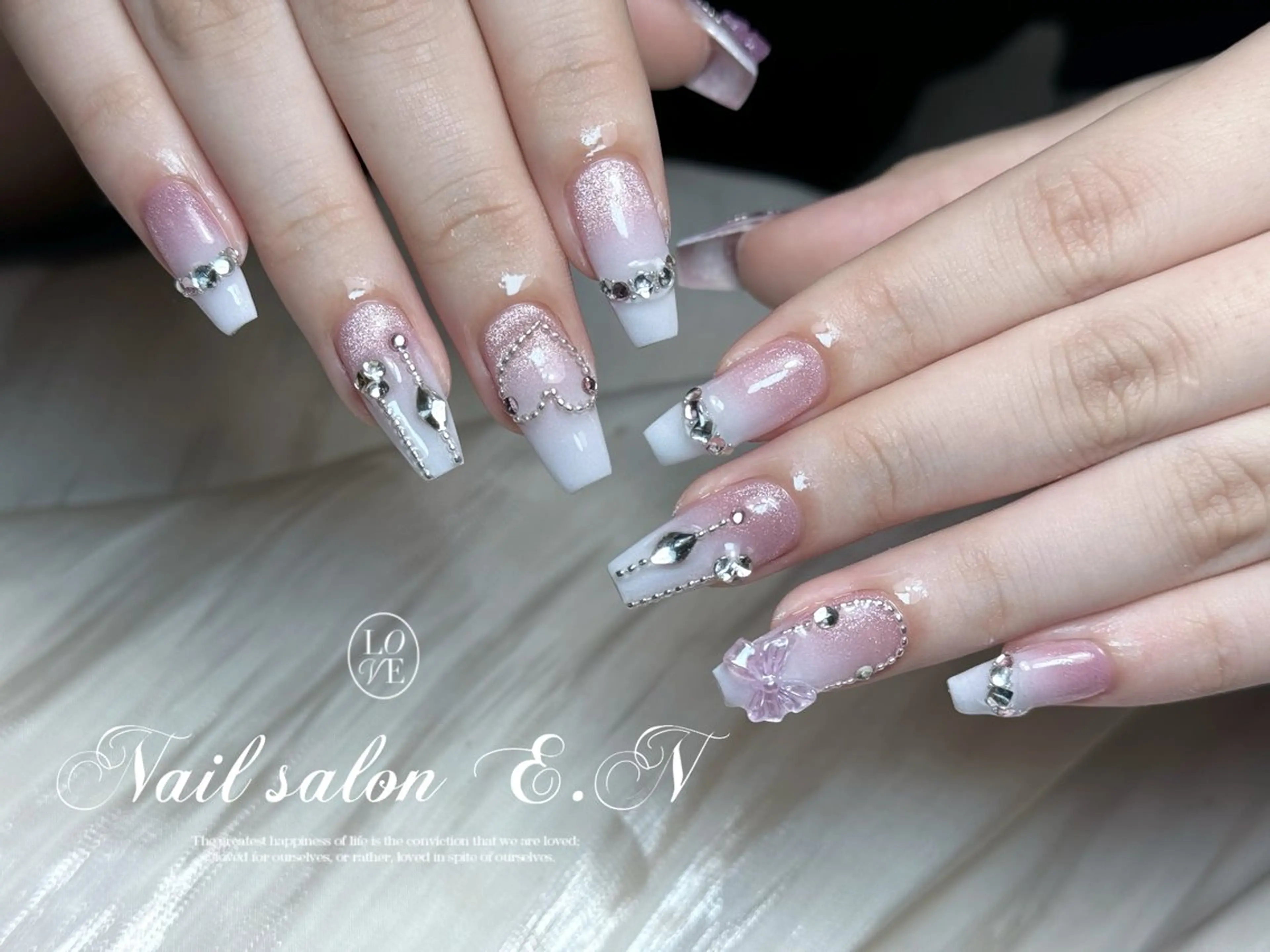 ネイル E.N🦋 長さ出し/持ち込みのネイルデザイン