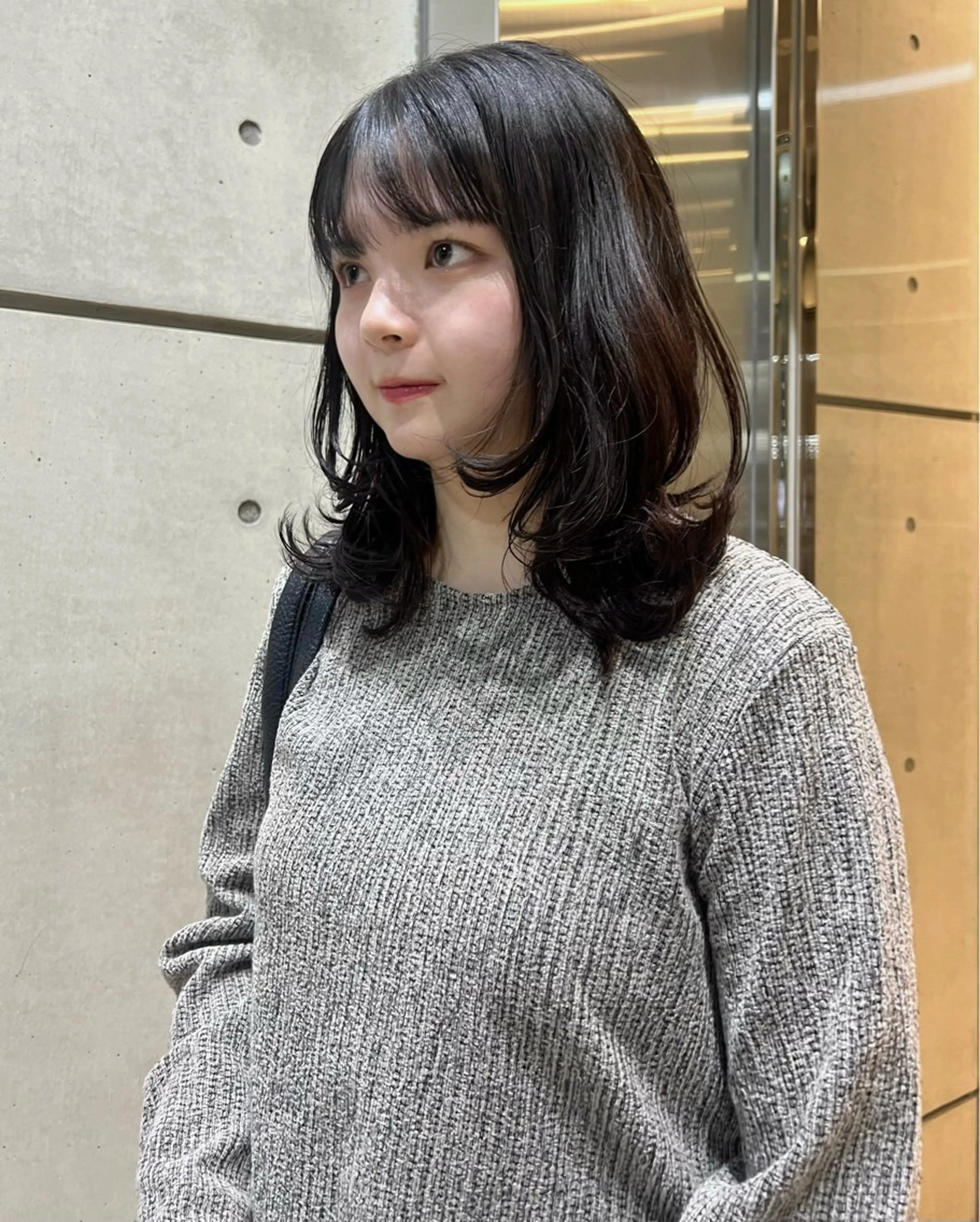 セミロング レイヤーカット 名古屋美容室 Sopiリナのヘアスタイル