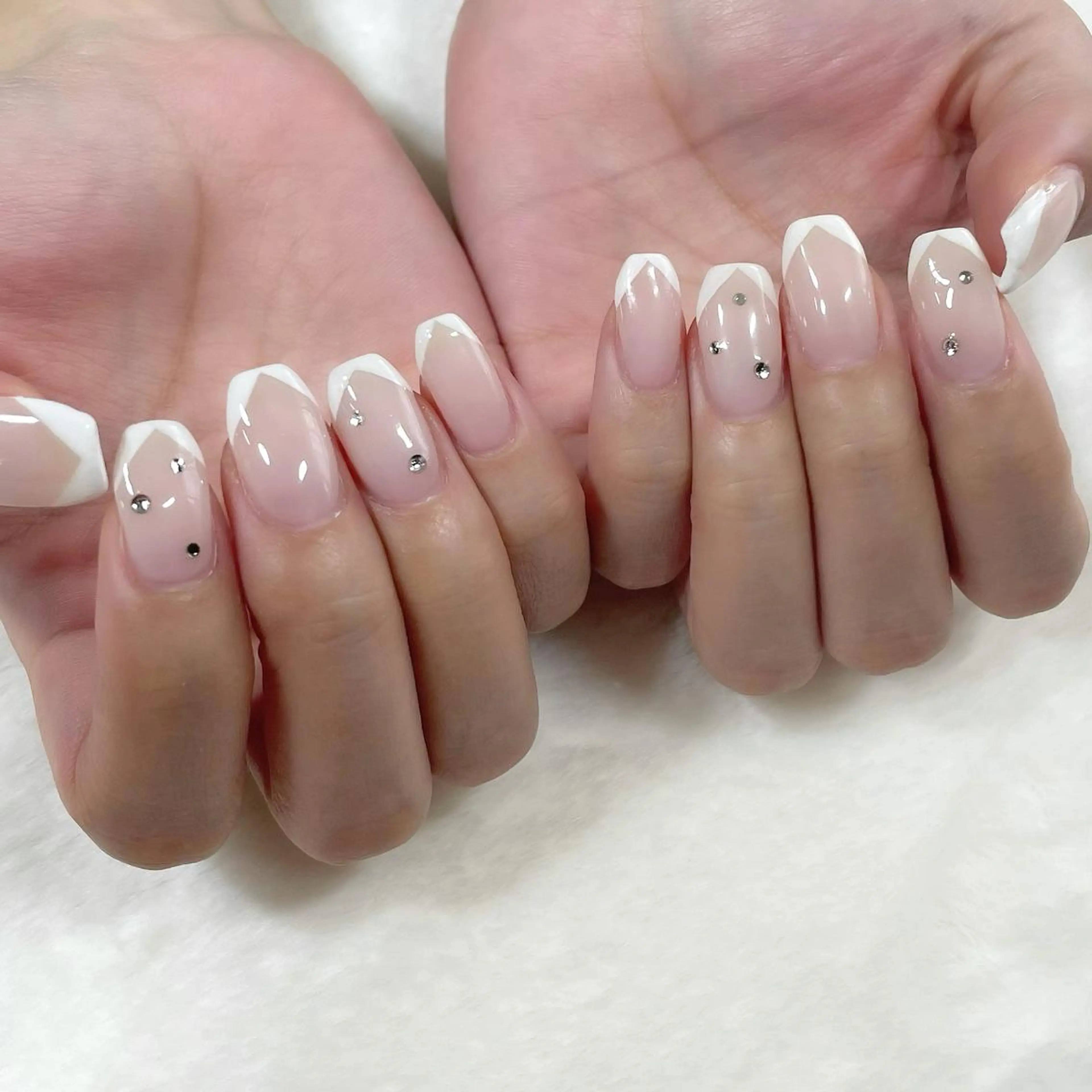 ネイル ジェルネイル 東 千夏のネイルデザイン