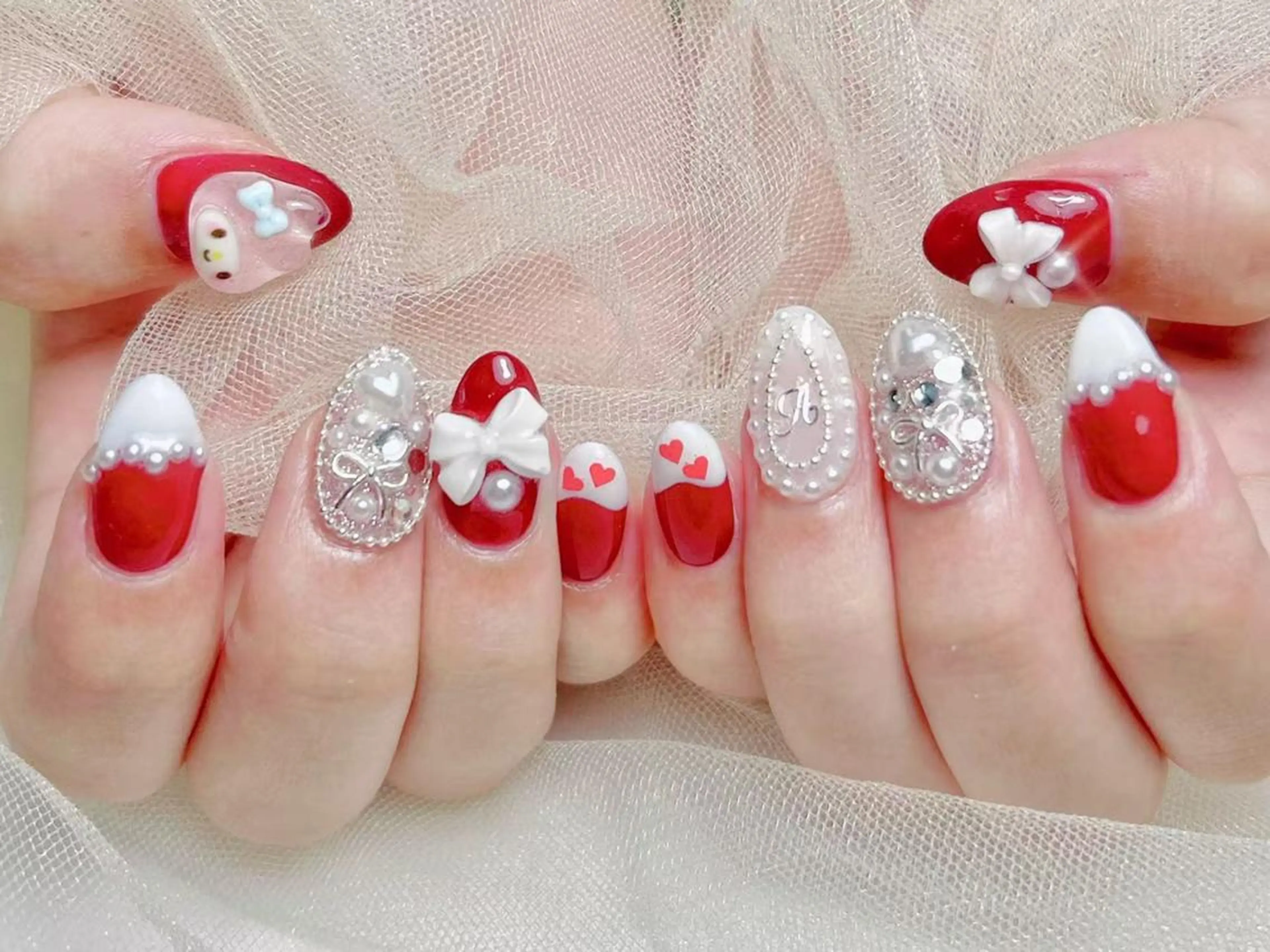 ネイル アートネイル オーロラネイル チークネイル 成人式 長さ出し Mia Miaのネイルデザイン