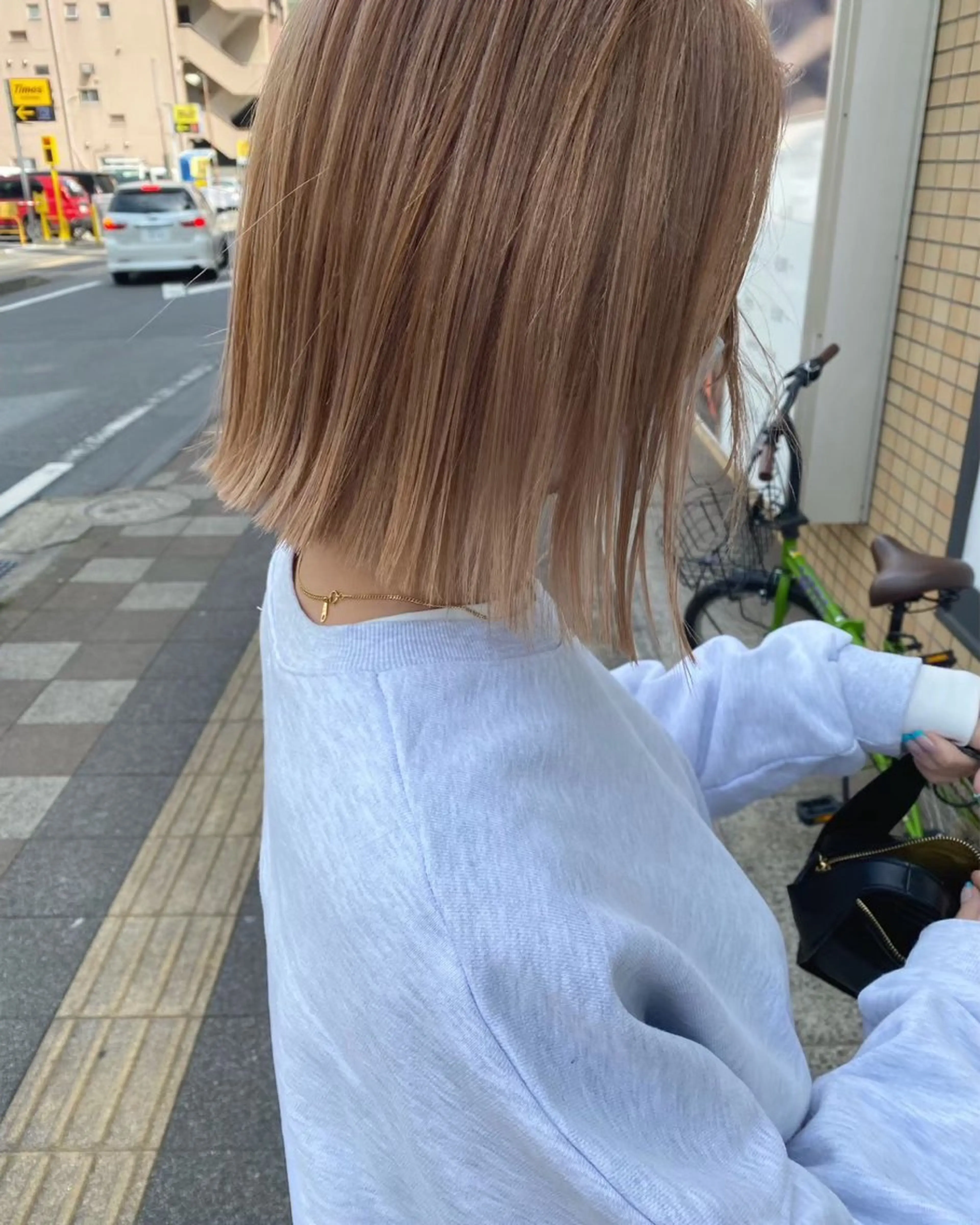 カラー 菅原 しずくのヘアスタイル