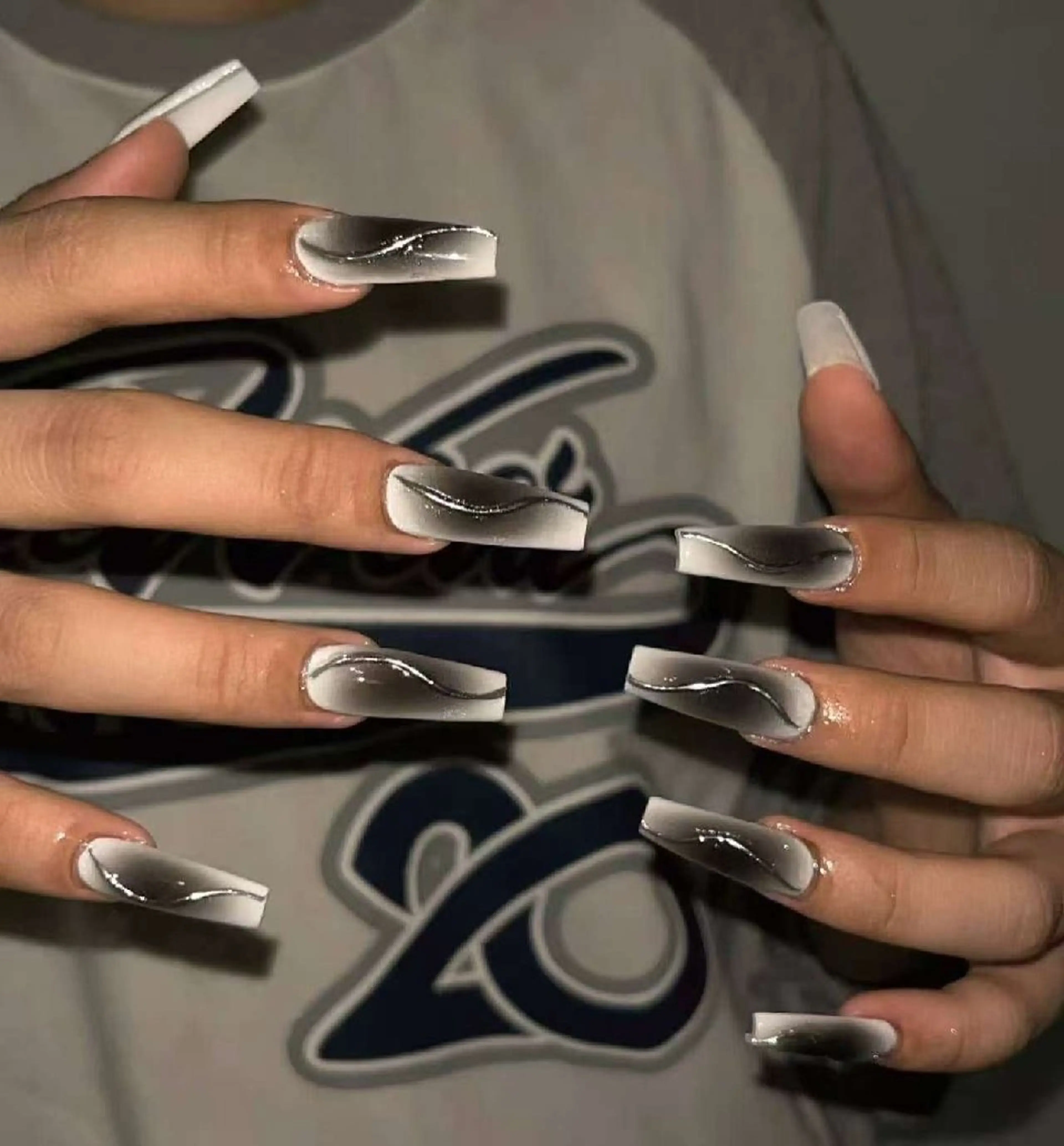 ネイル オーロラネイル フラワーネイル フットネイル フレンチネイル ジェルネイル ハンドネイル Oomiya 服部のネイルデザイン