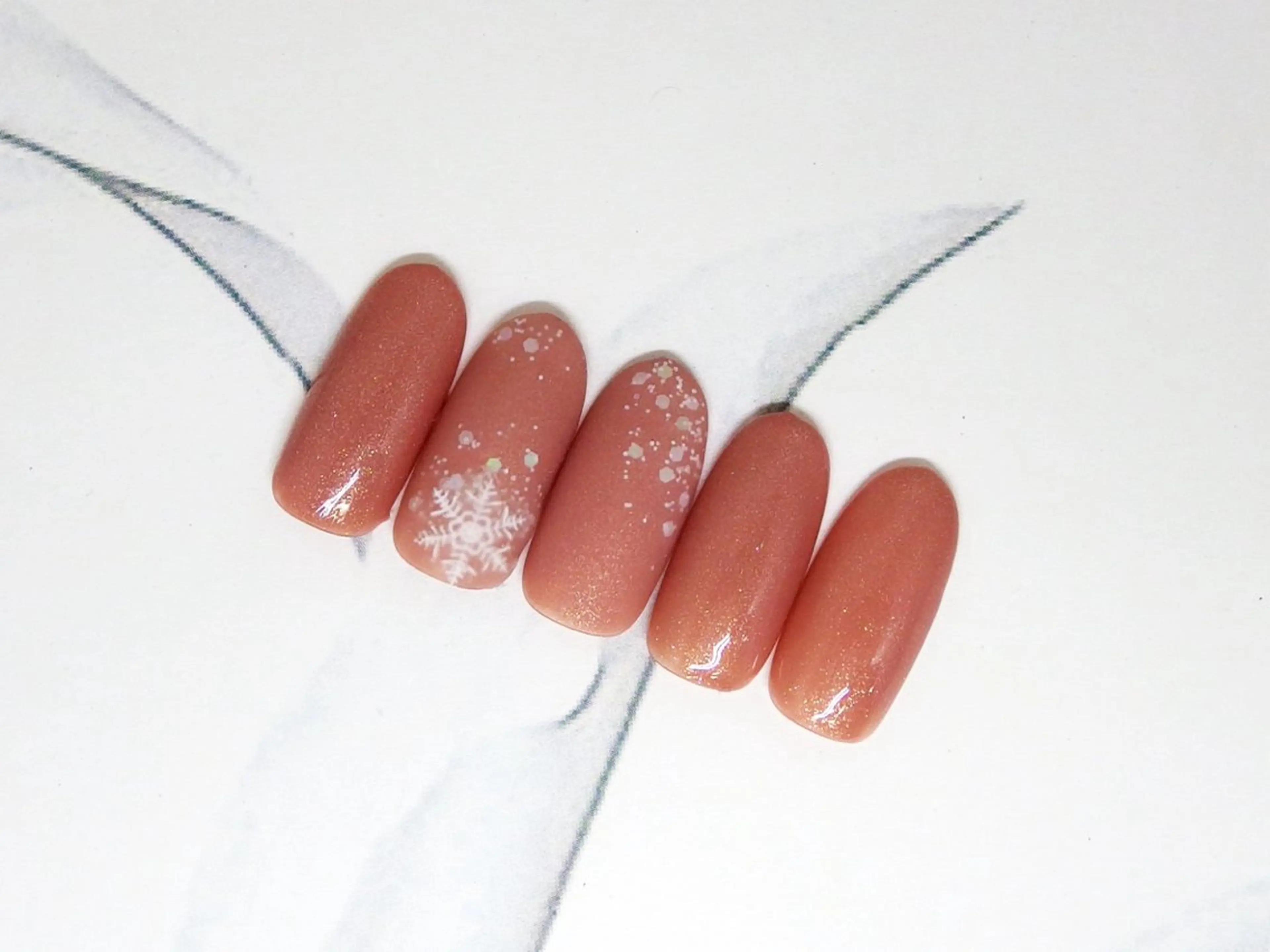 ネイル 持ち込み ハンドネイル ティーエヌ 金山駅東口店のネイルデザイン