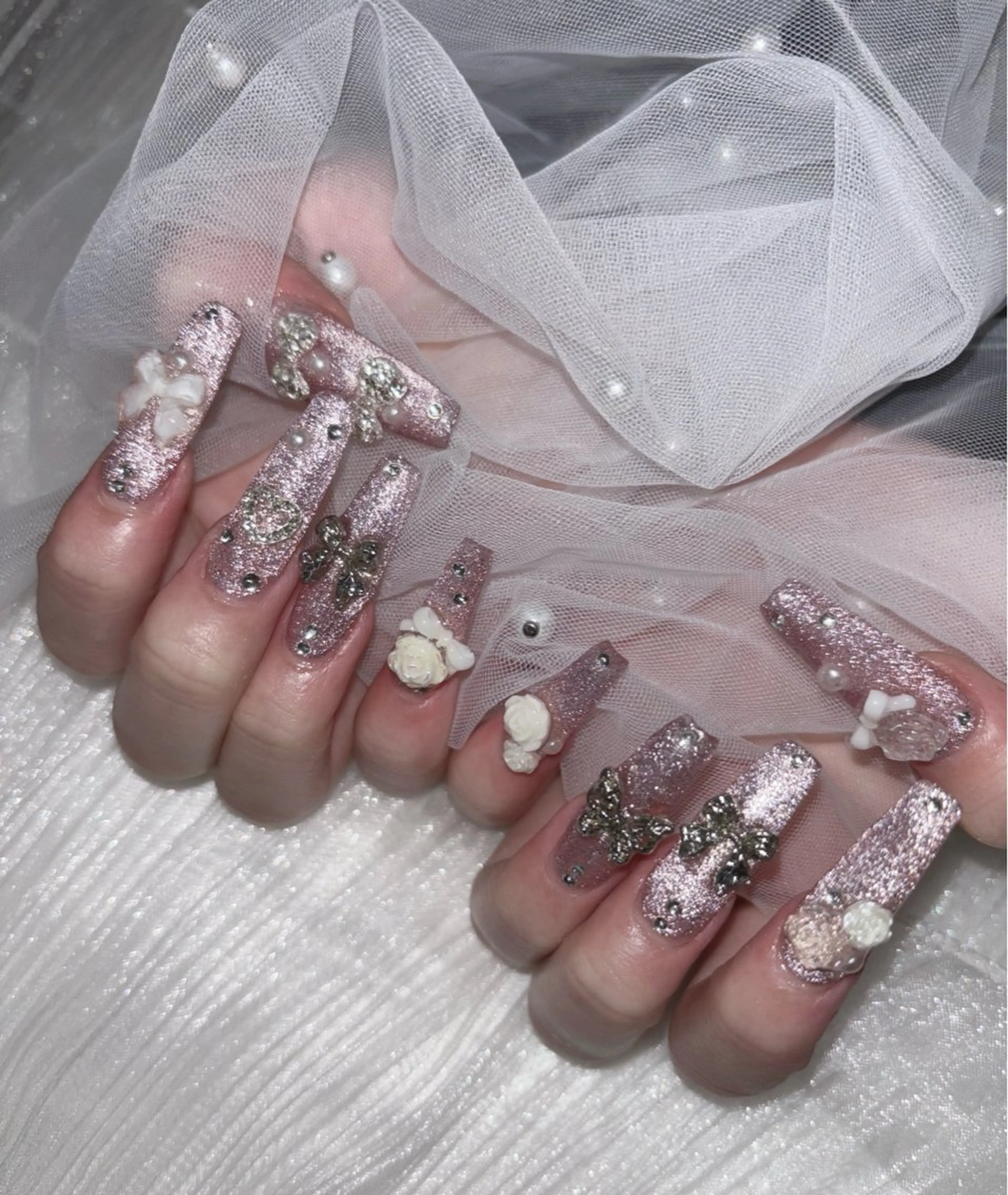 ネイル Roveil所属・佐藤　Roveil 勾当台公園駅徒歩5分のネイルデザイン