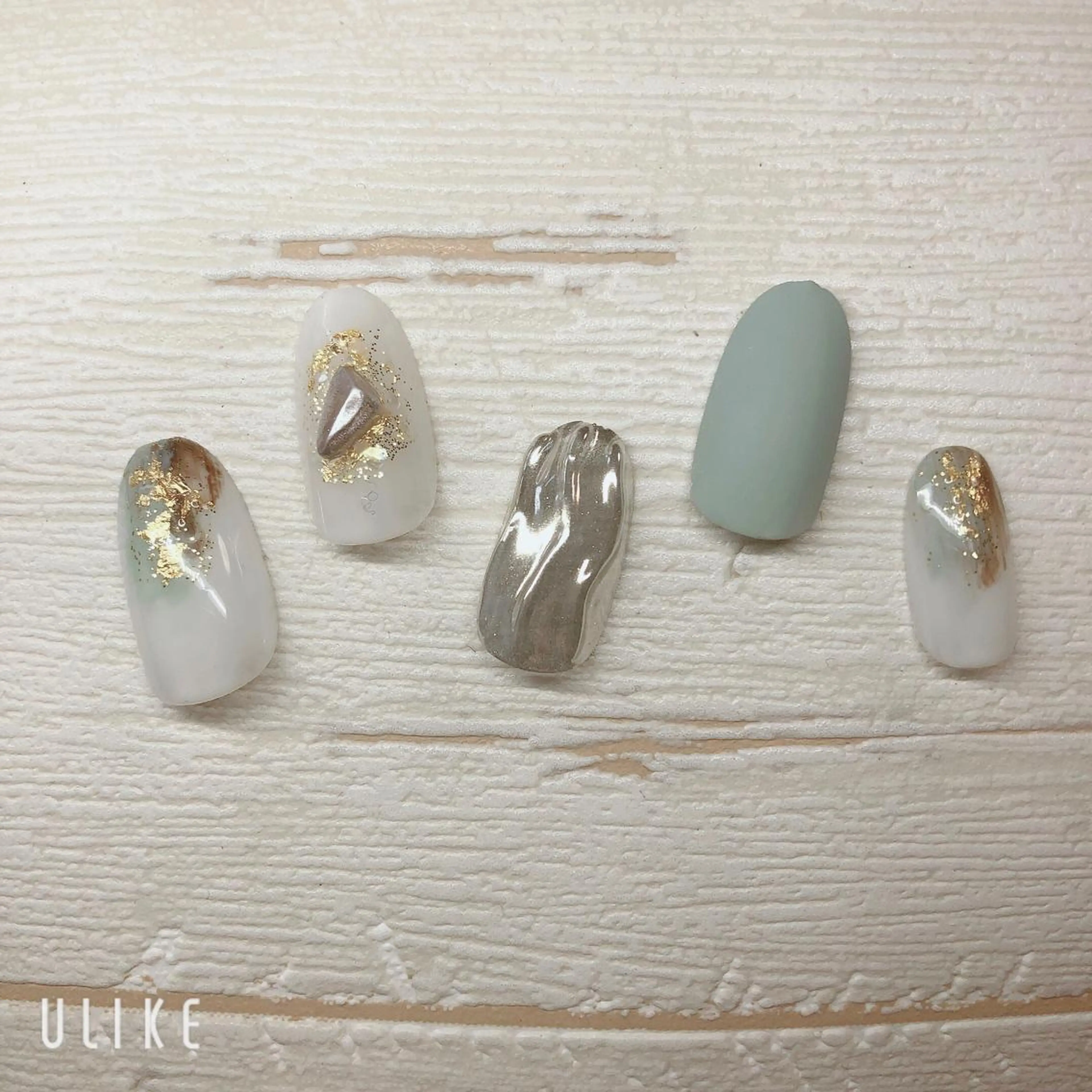 ネイル 西岡 杏のネイルデザイン