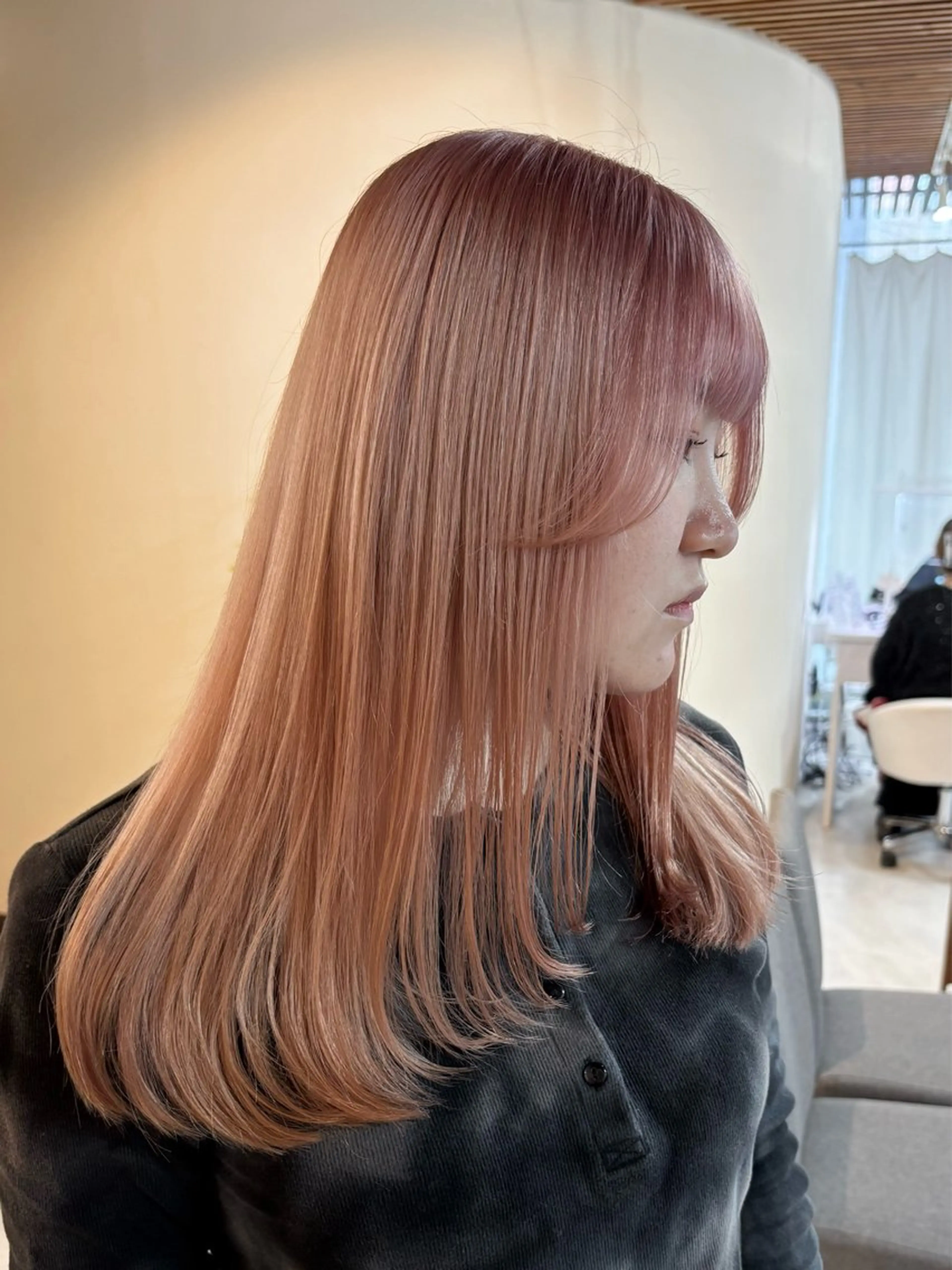 ロング レイヤーカット 宮本 いぶきのヘアスタイル