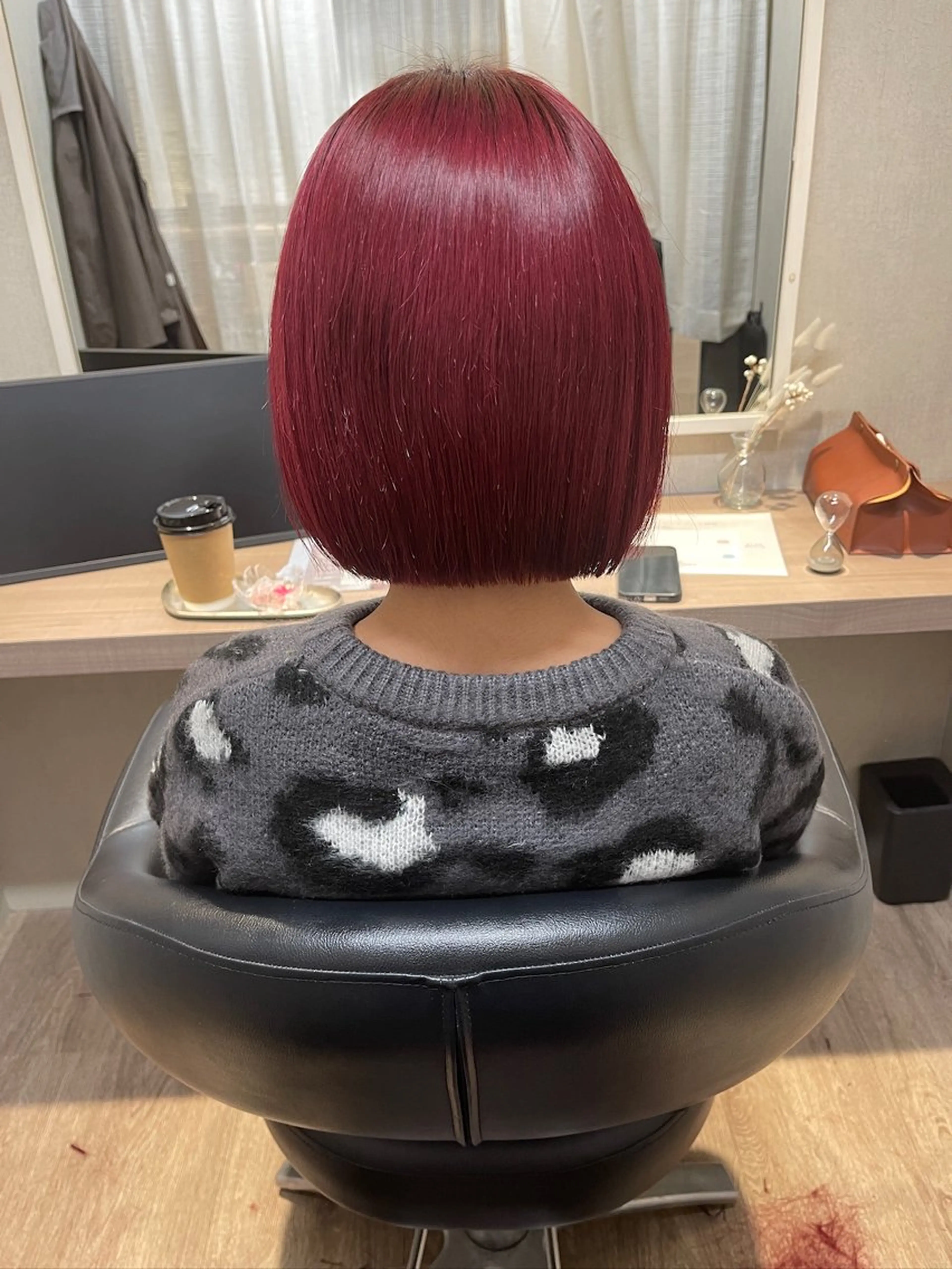 ショート カラー ヘアカラー トリートメント 栄/レイヤーカット /ケアブリーチ🍁楓のヘアスタイル