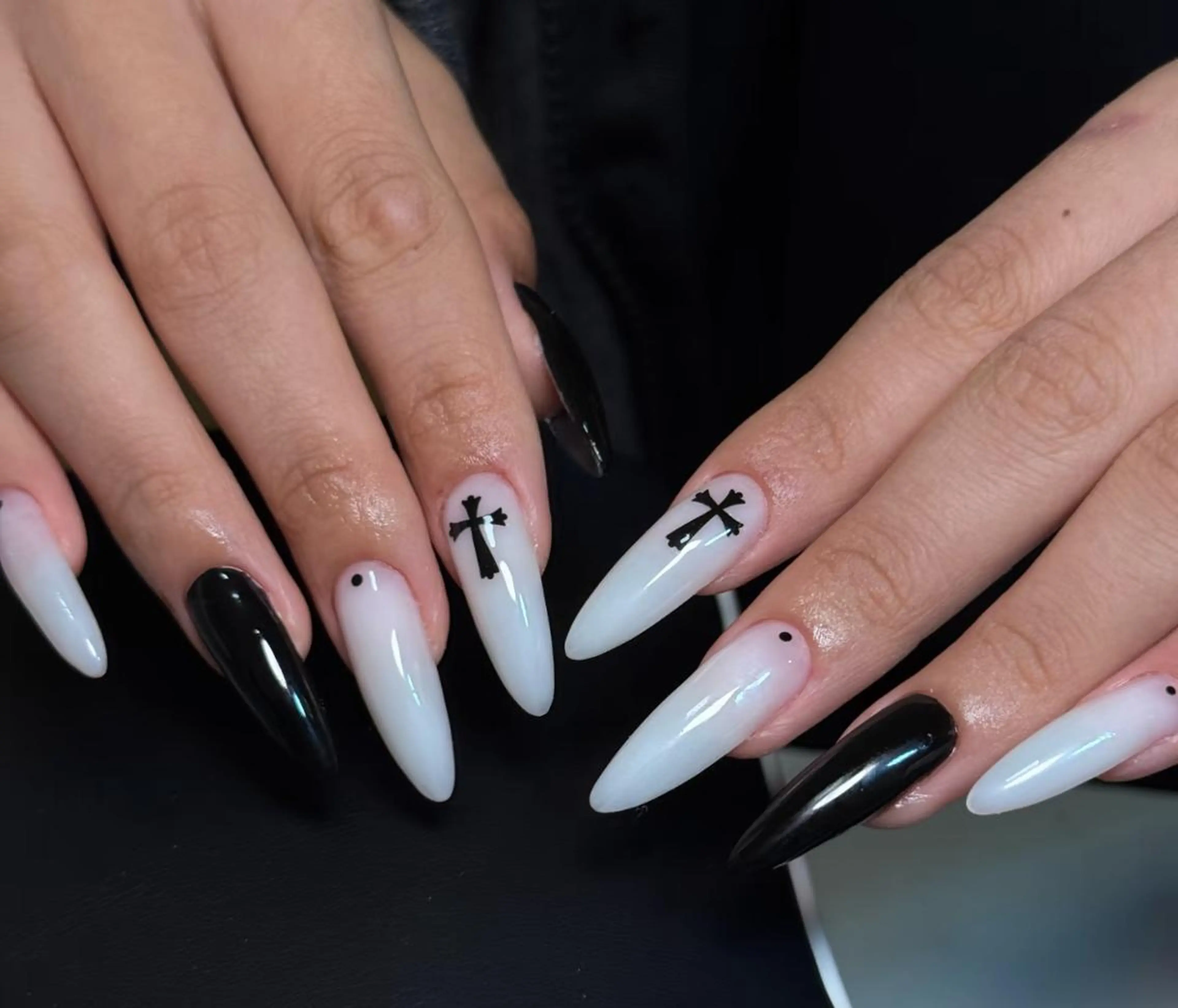 ネイル ハンドネイル 🎀 Ayaka_nailのネイルデザイン