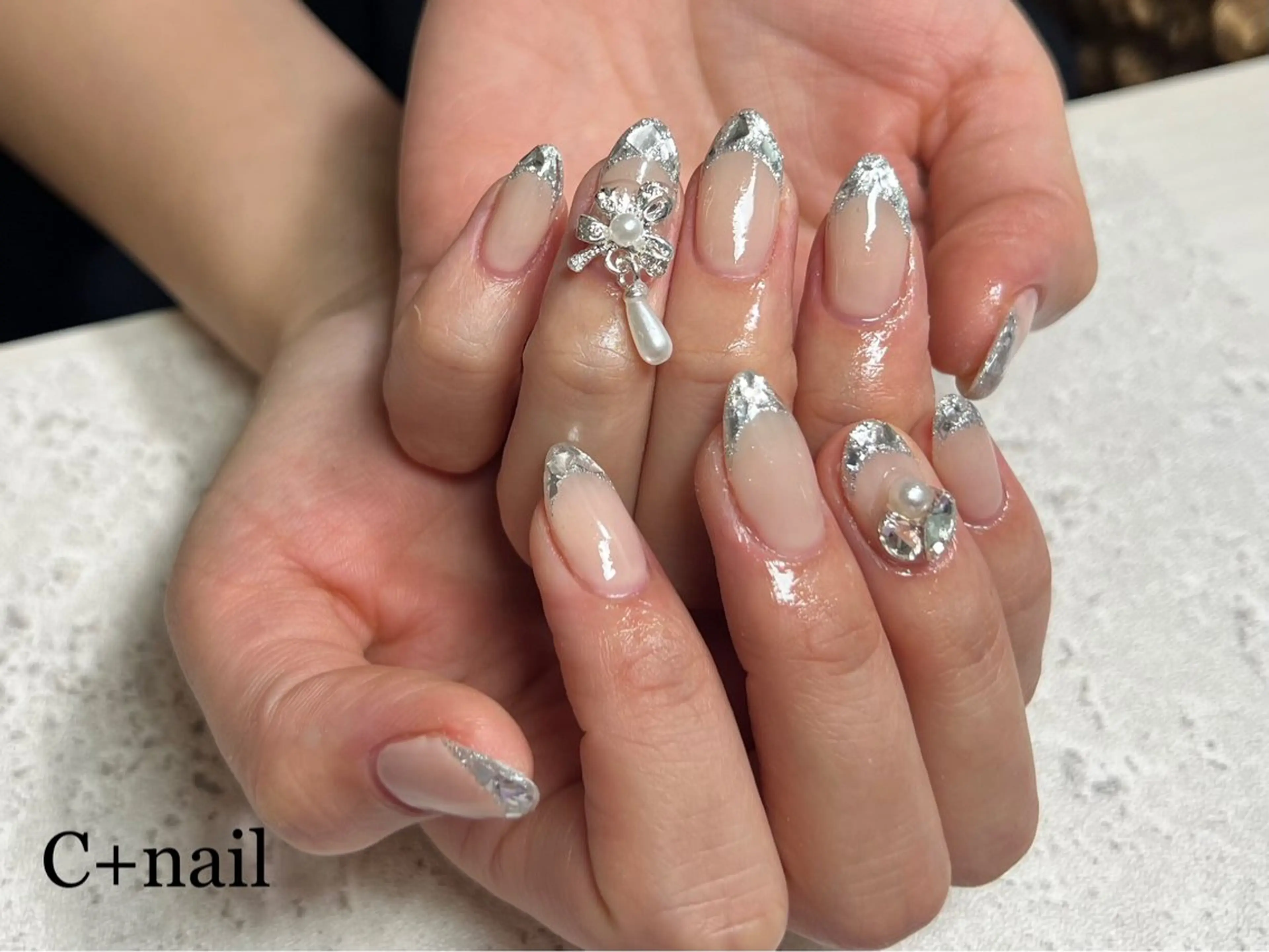 ネイル フレンチネイル ガラスフレンチ ハンドネイル ✴︎ C+nailのネイルデザイン