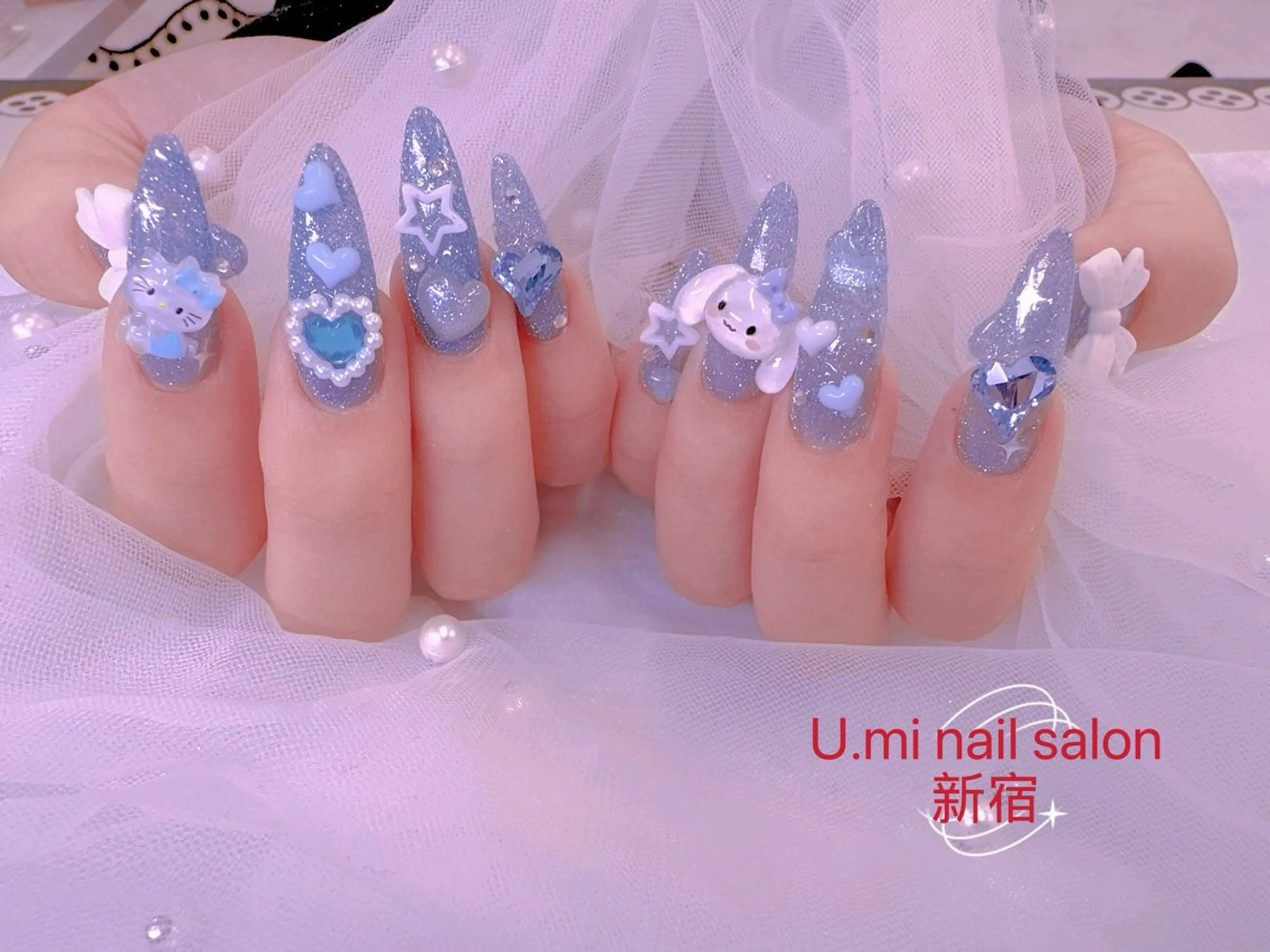 ネイル UMI ネイルサロン新宿🎀のネイルデザイン