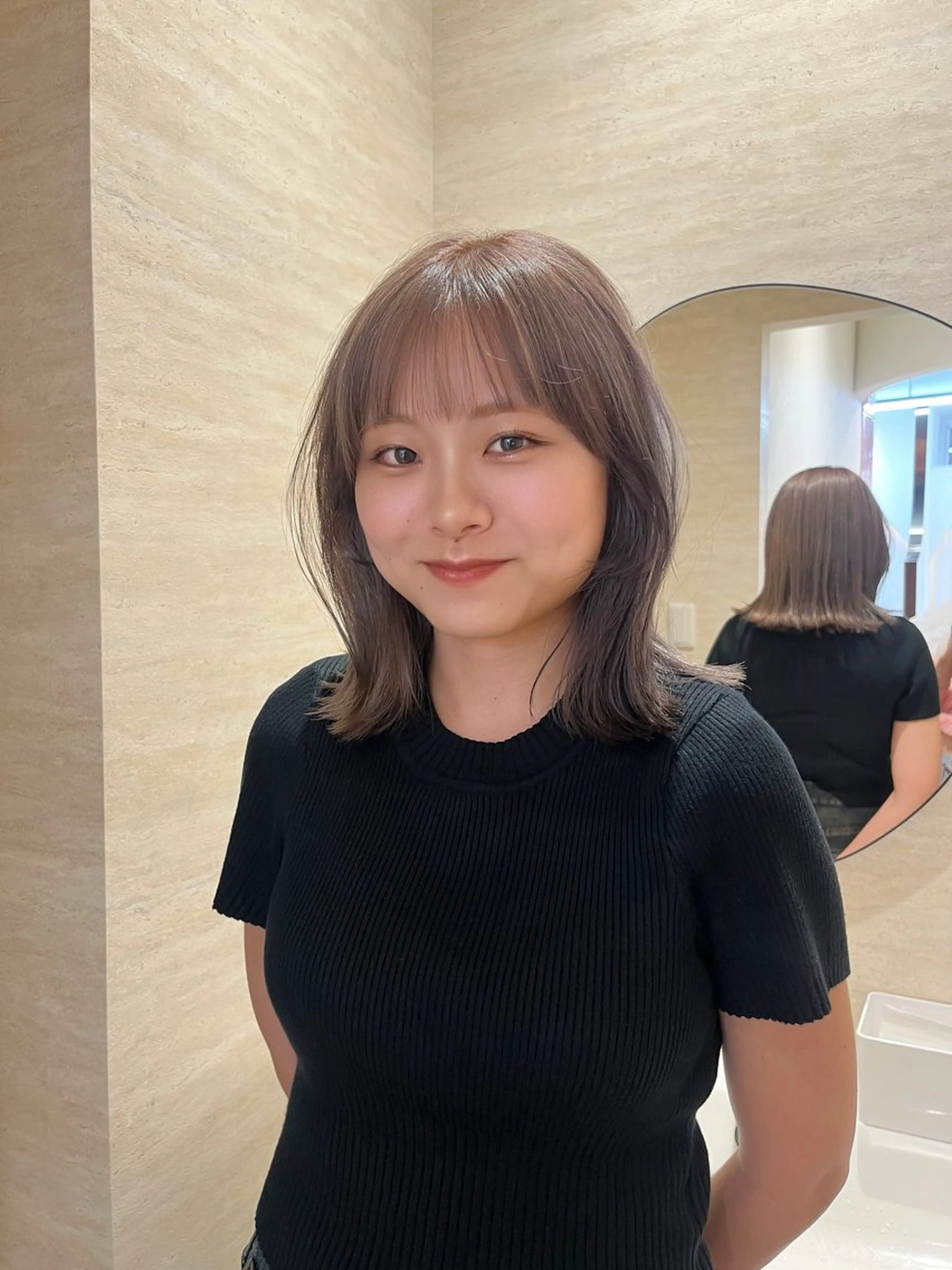 ミディアム カラー 柔らかい艶暖色 レイヤー🫧姫汝のヘアスタイル