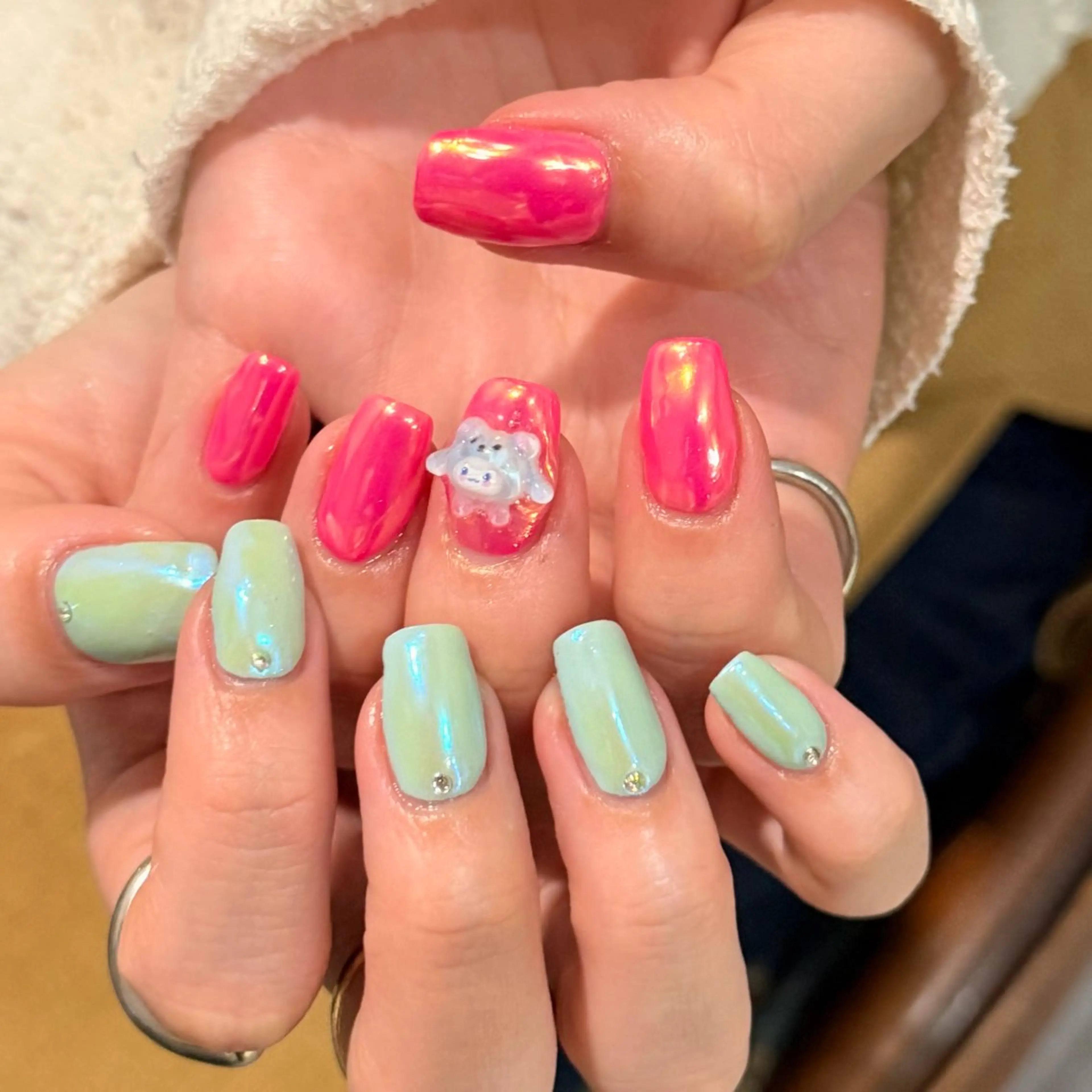 ショート 小川 柚香のネイルデザイン