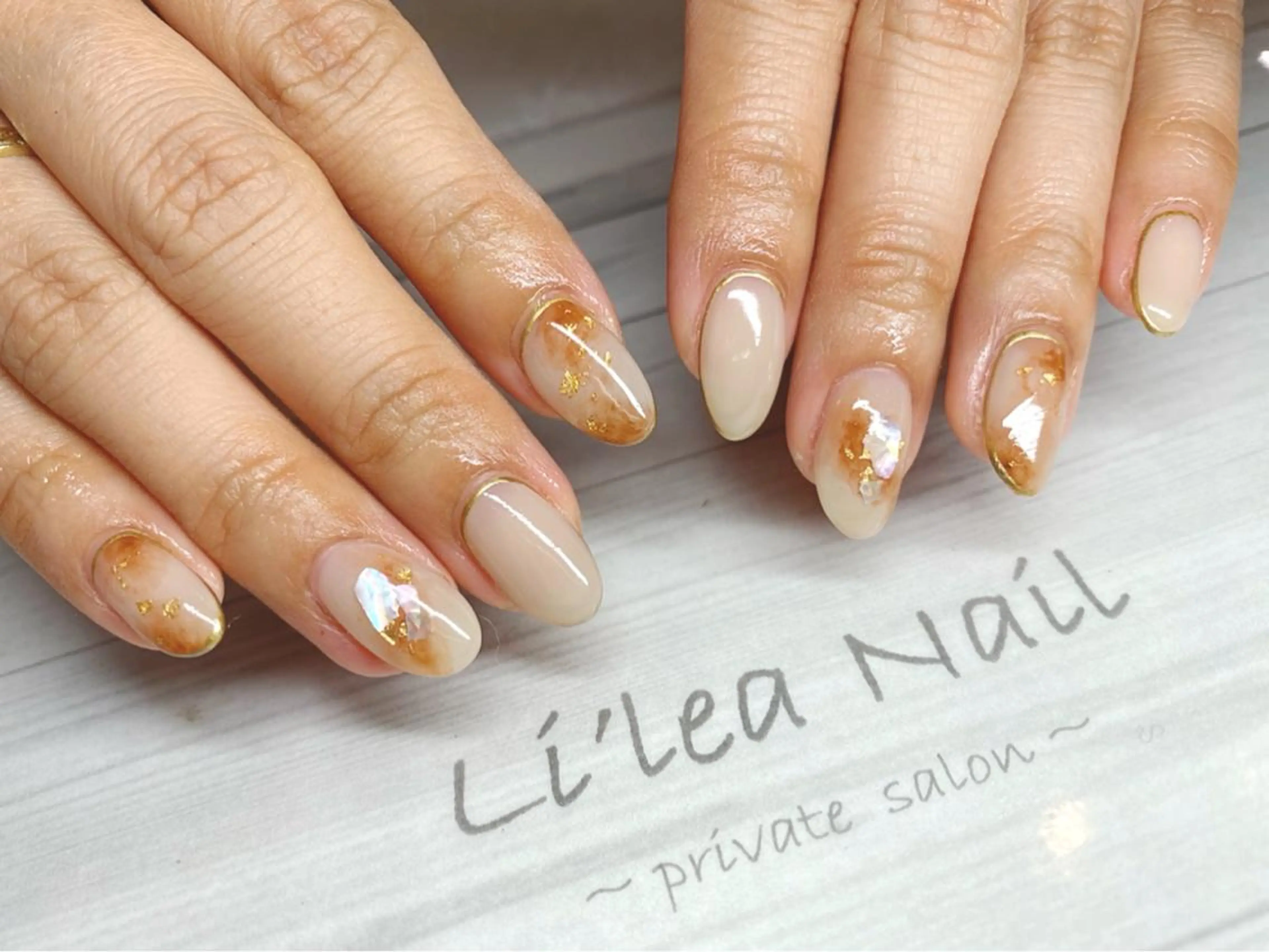 ネイル Li'leaNail AINAのネイルデザイン