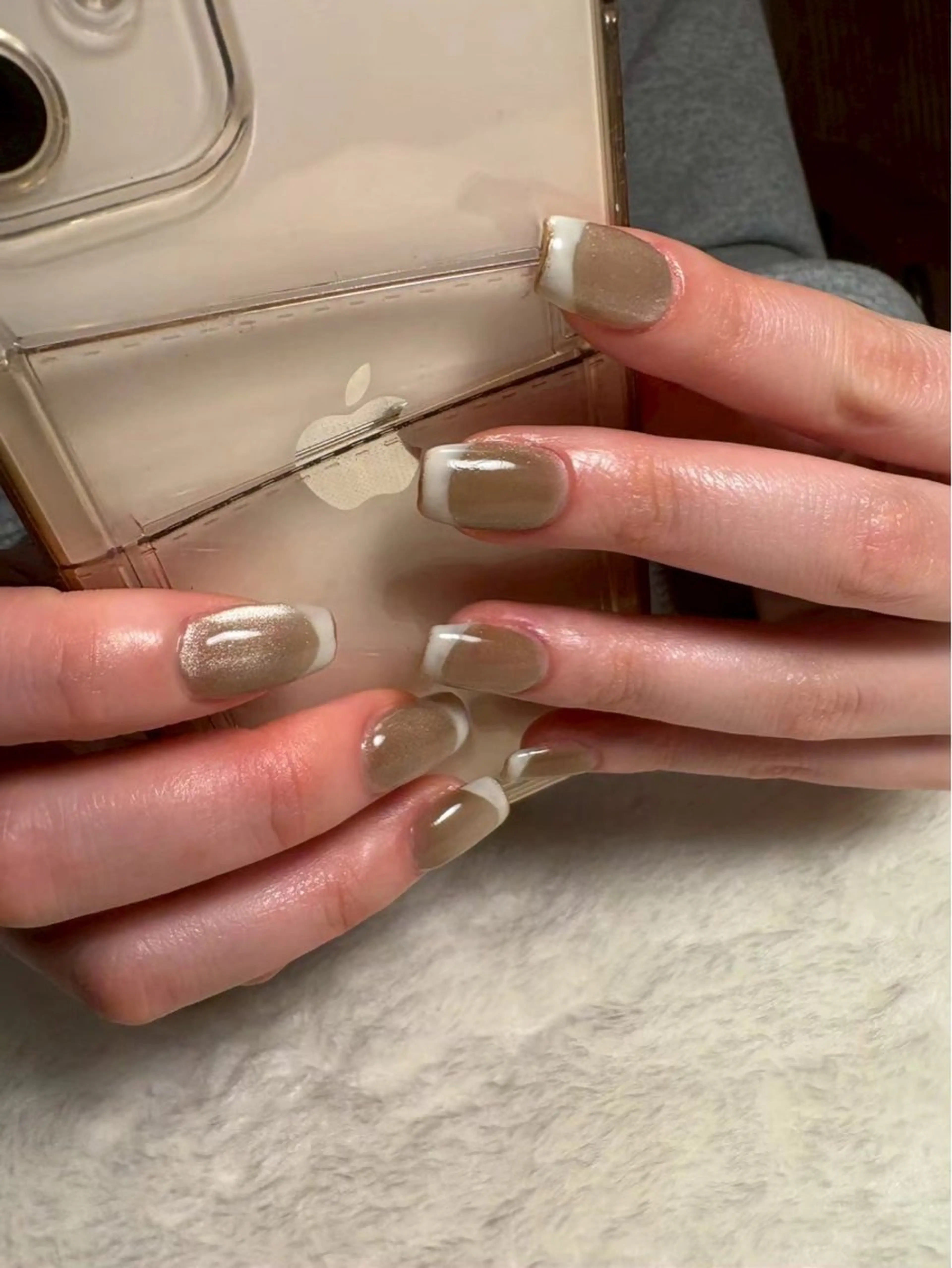 ネイル フレンチネイル ゴールド マグネットネイル Atún nail (ｱﾄｩﾝﾈｲﾙ)のネイルデザイン