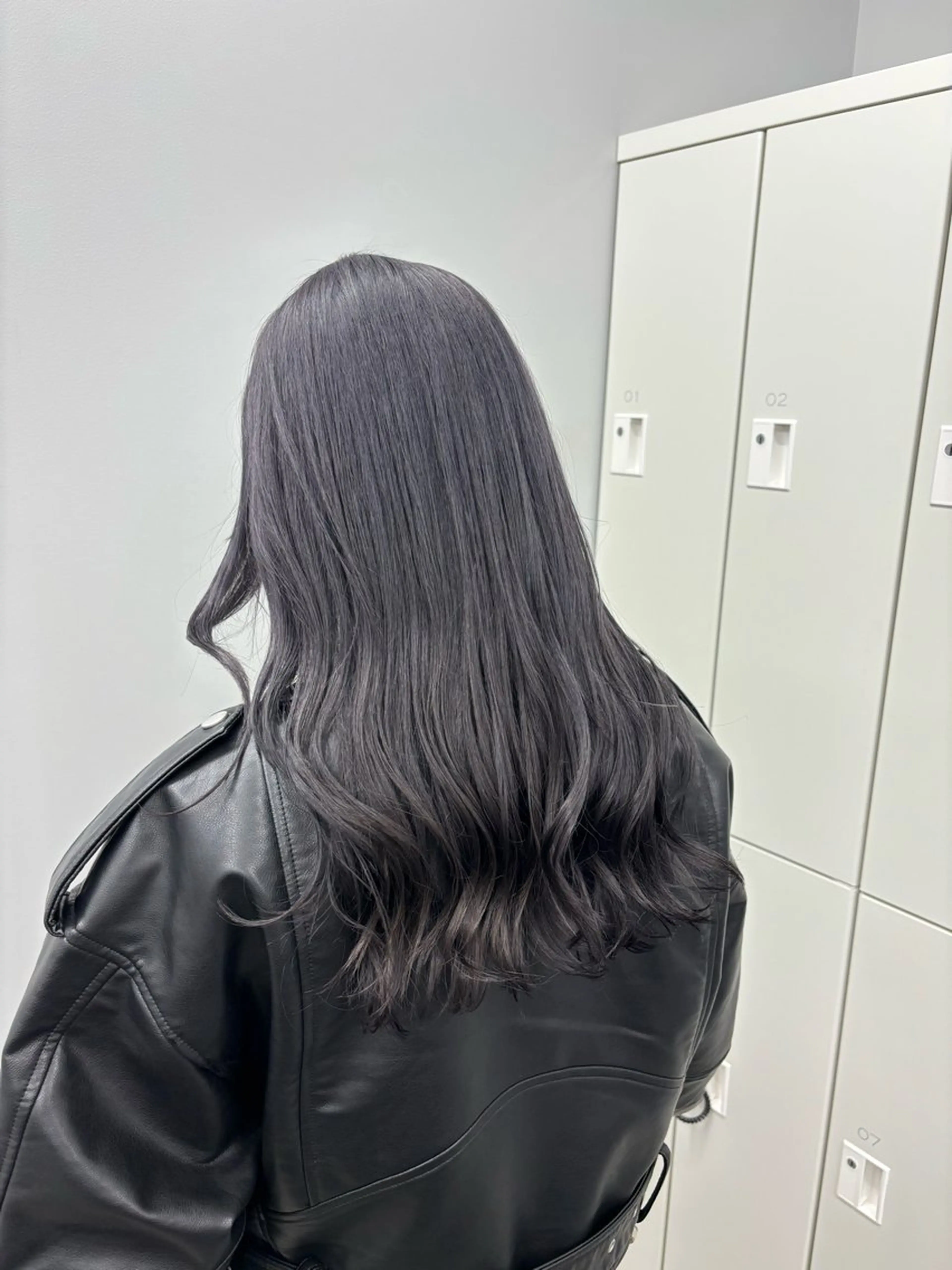 セミロング カラー ヘアカラー SARINA ROCCO3rdのヘアスタイル